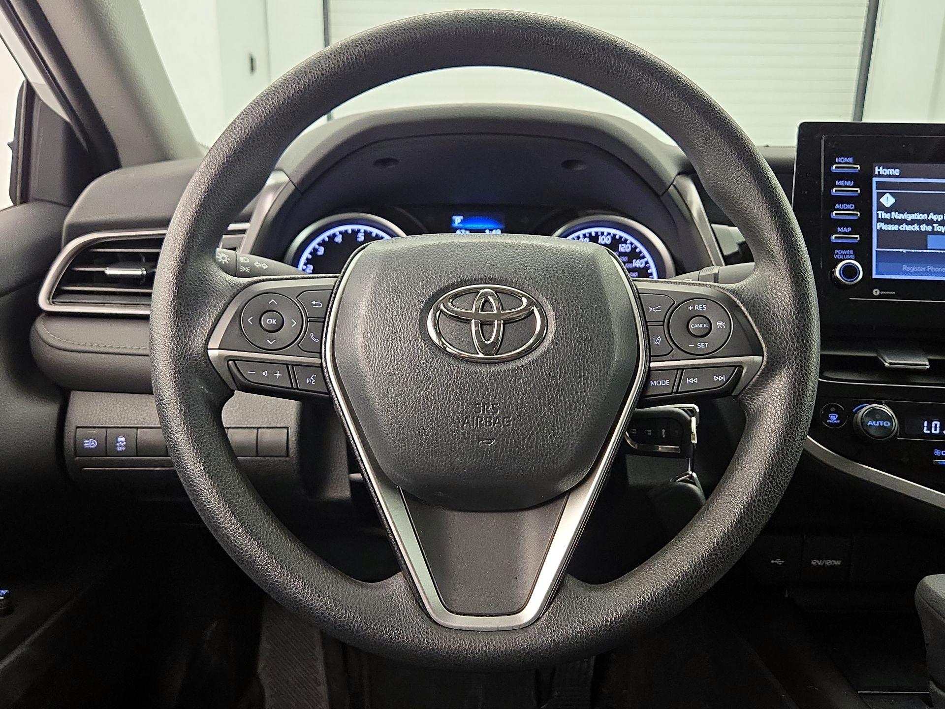 Thumbnail: 2023 Toyota Camry - 10