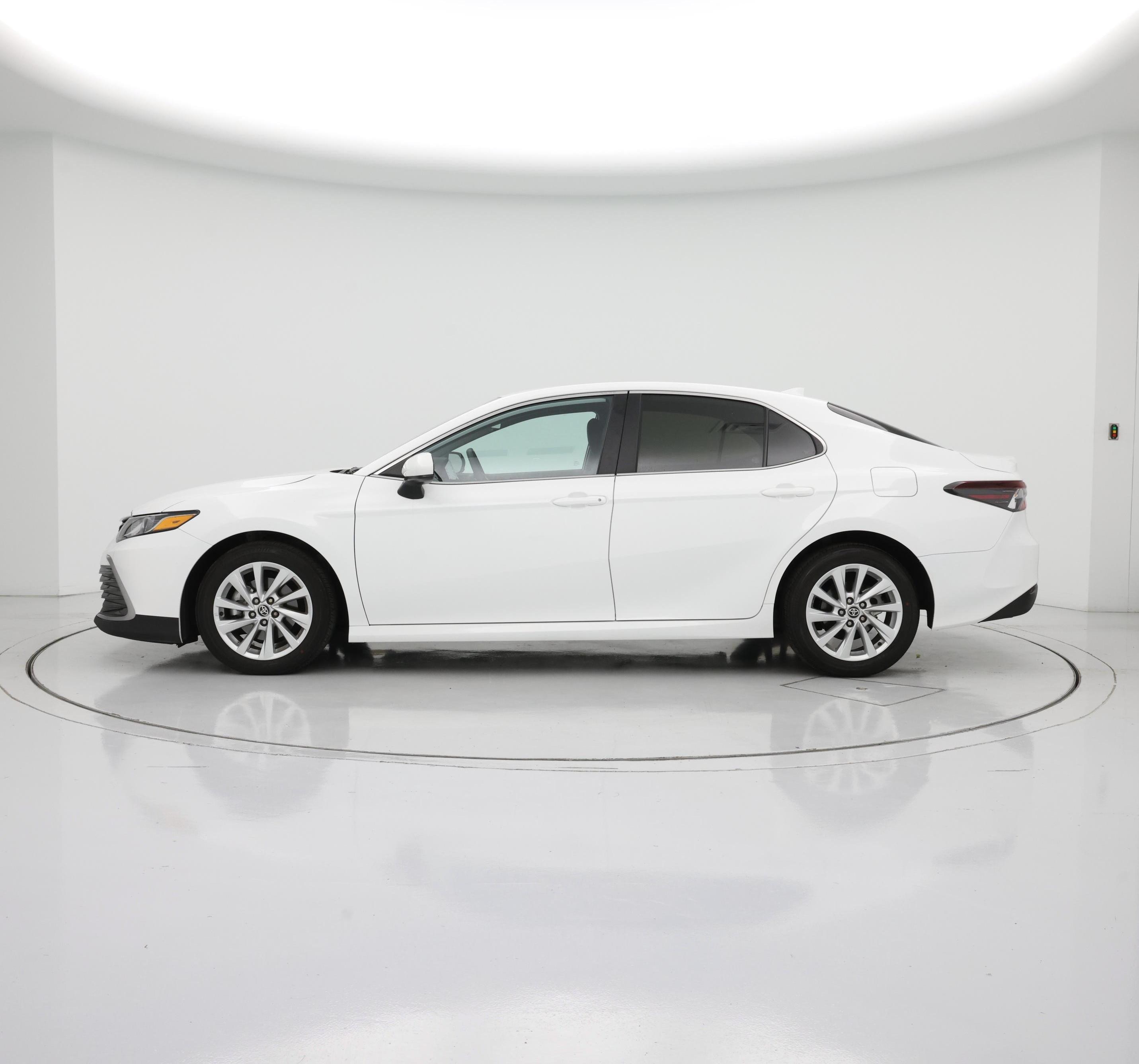 Thumbnail: 2023 Toyota Camry - 3