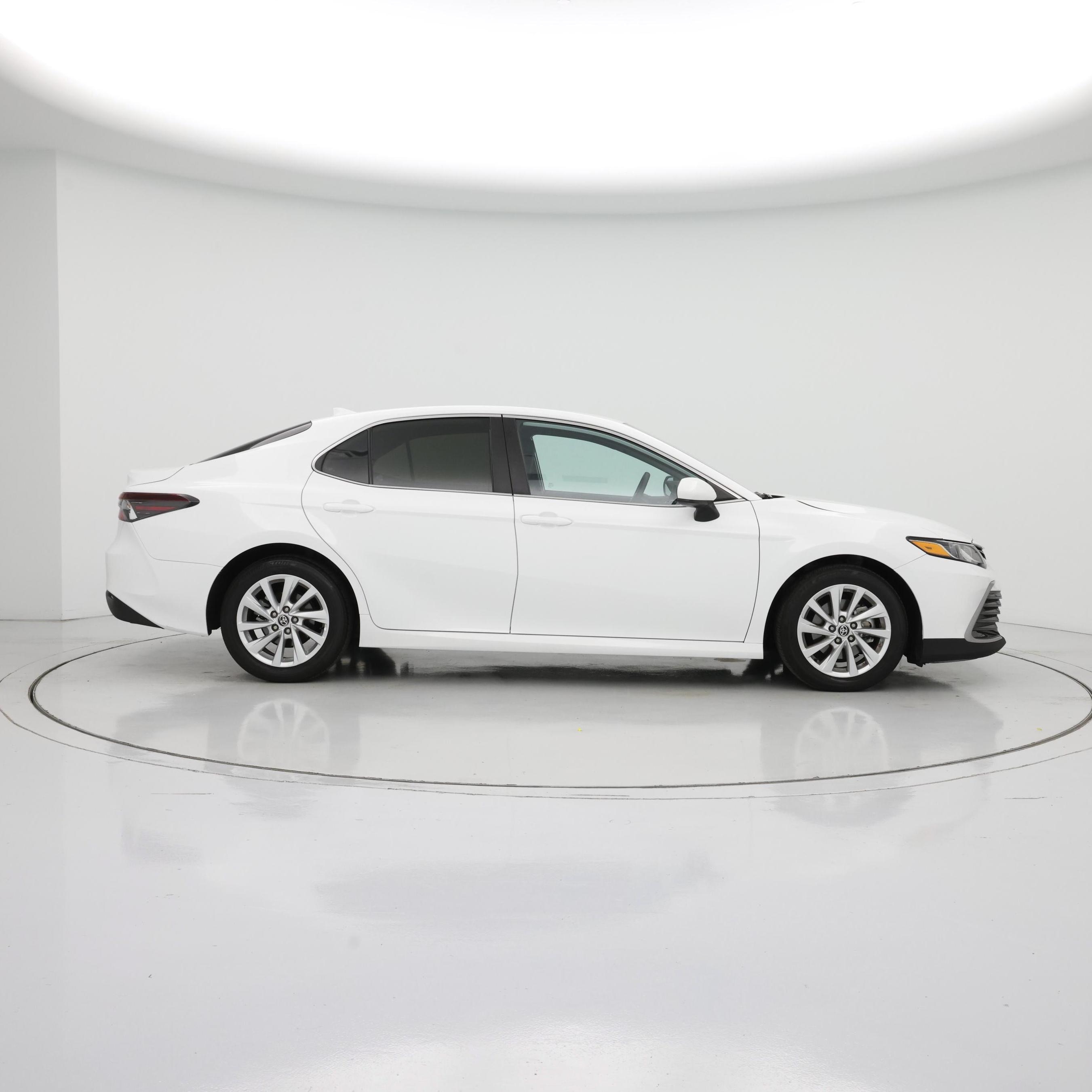 Thumbnail: 2023 Toyota Camry - 7