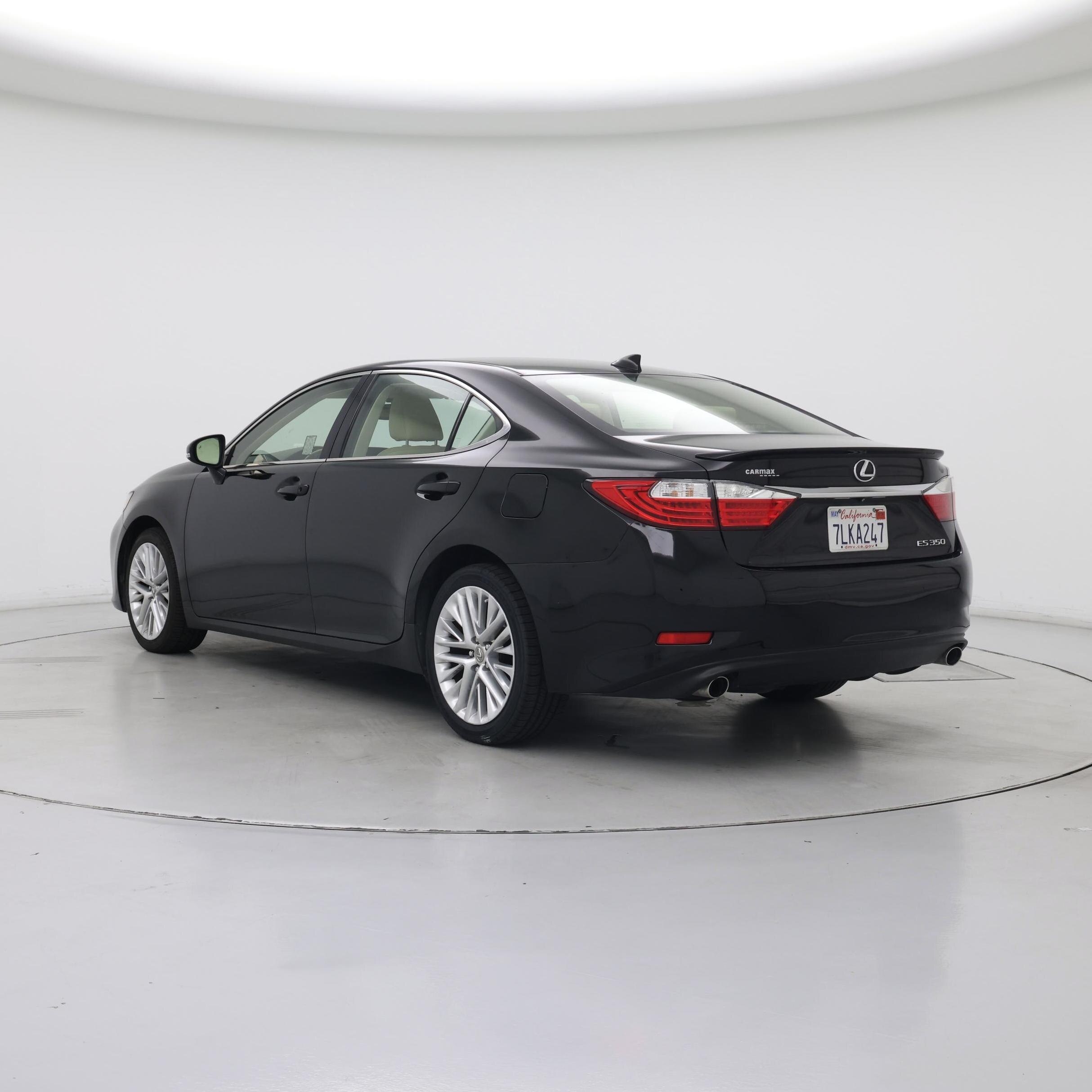 Thumbnail: 2015 Lexus ES - 2