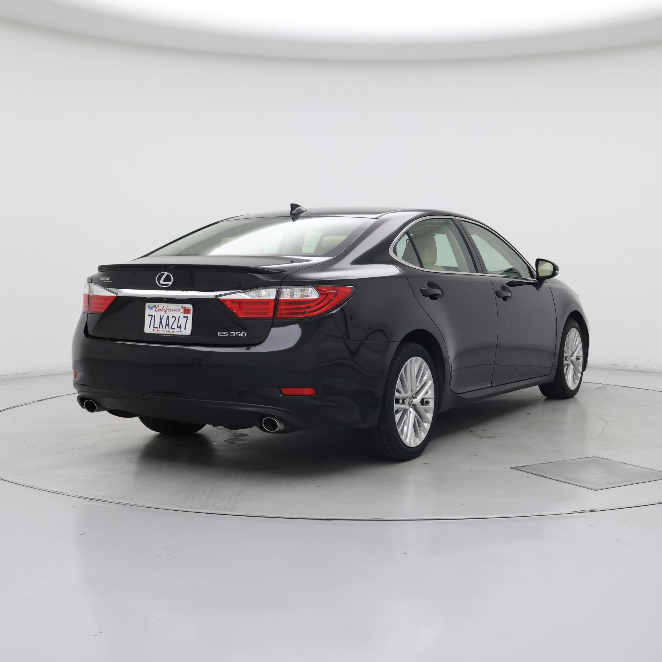 Thumbnail: 2015 Lexus ES - 8