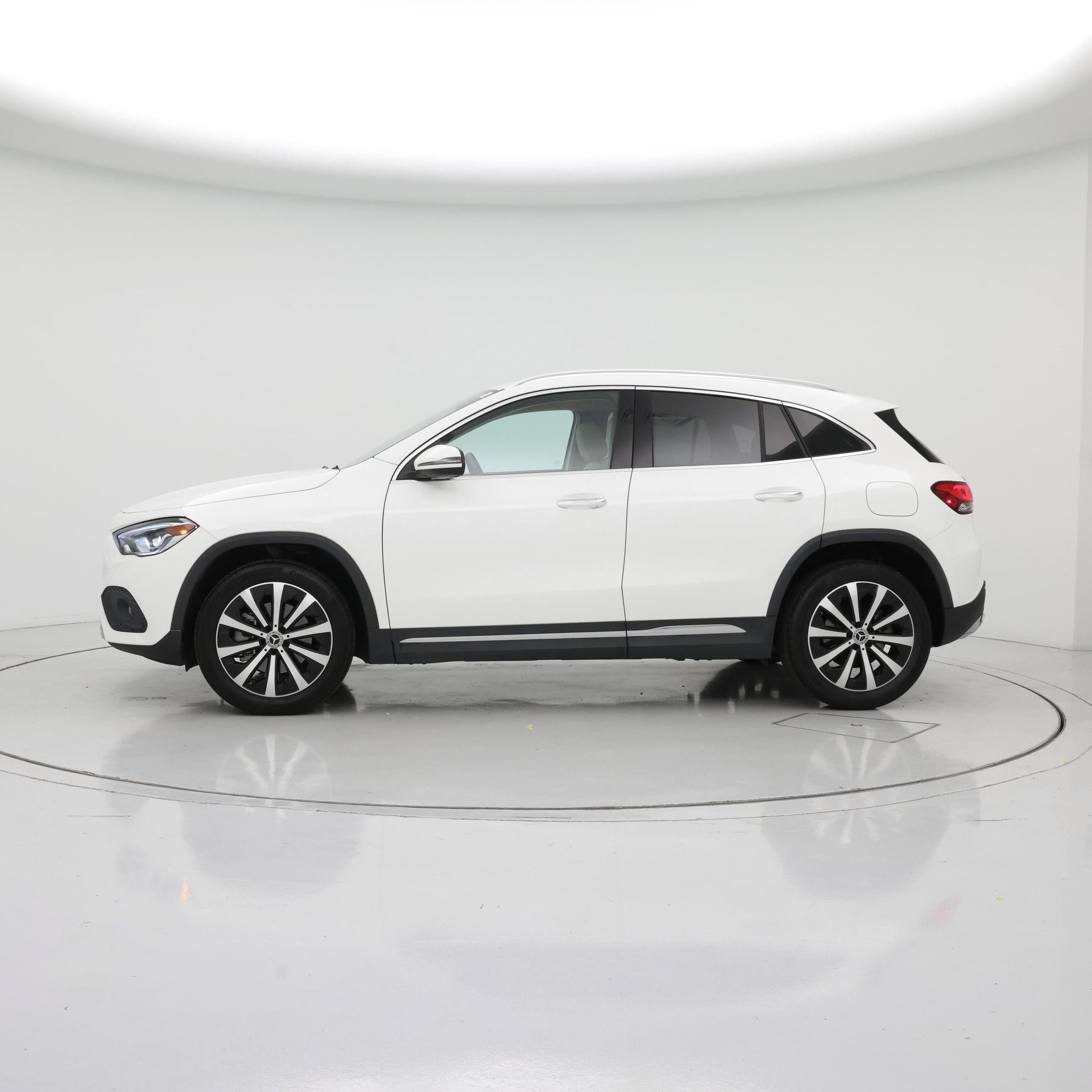 Thumbnail: 2022 Mercedes-Benz GLA - 3