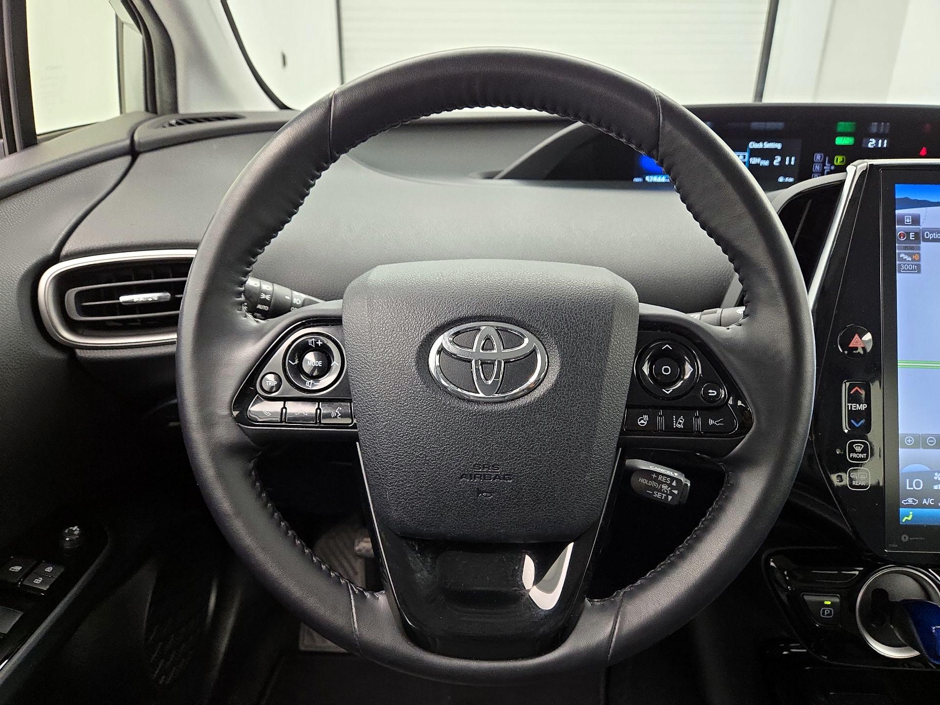 Thumbnail: 2021 Toyota Prius Prime - 10