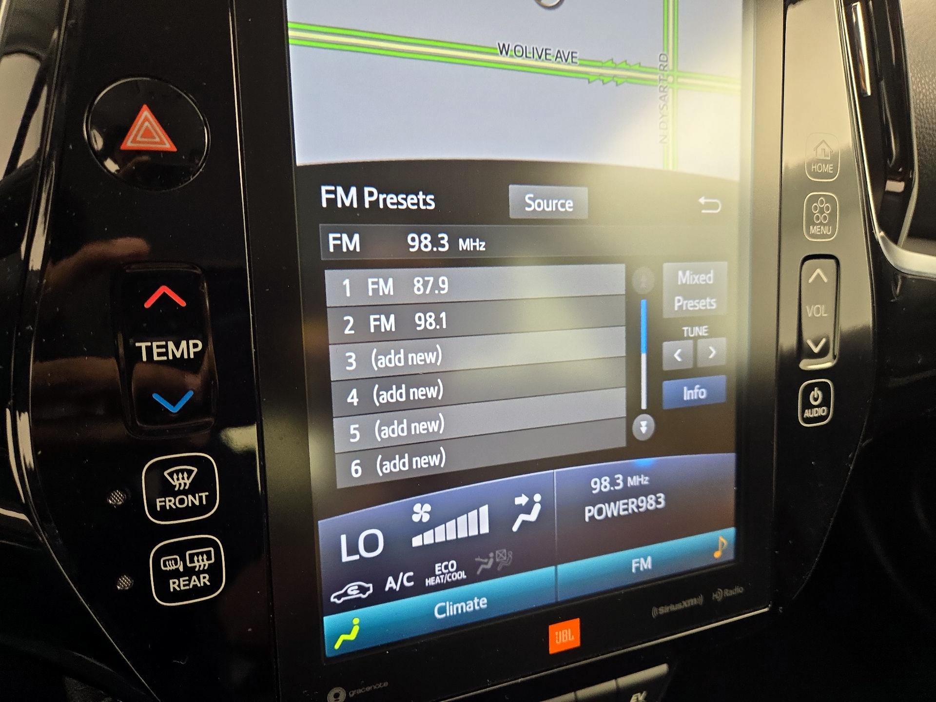 Thumbnail: 2021 Toyota Prius Prime - 16