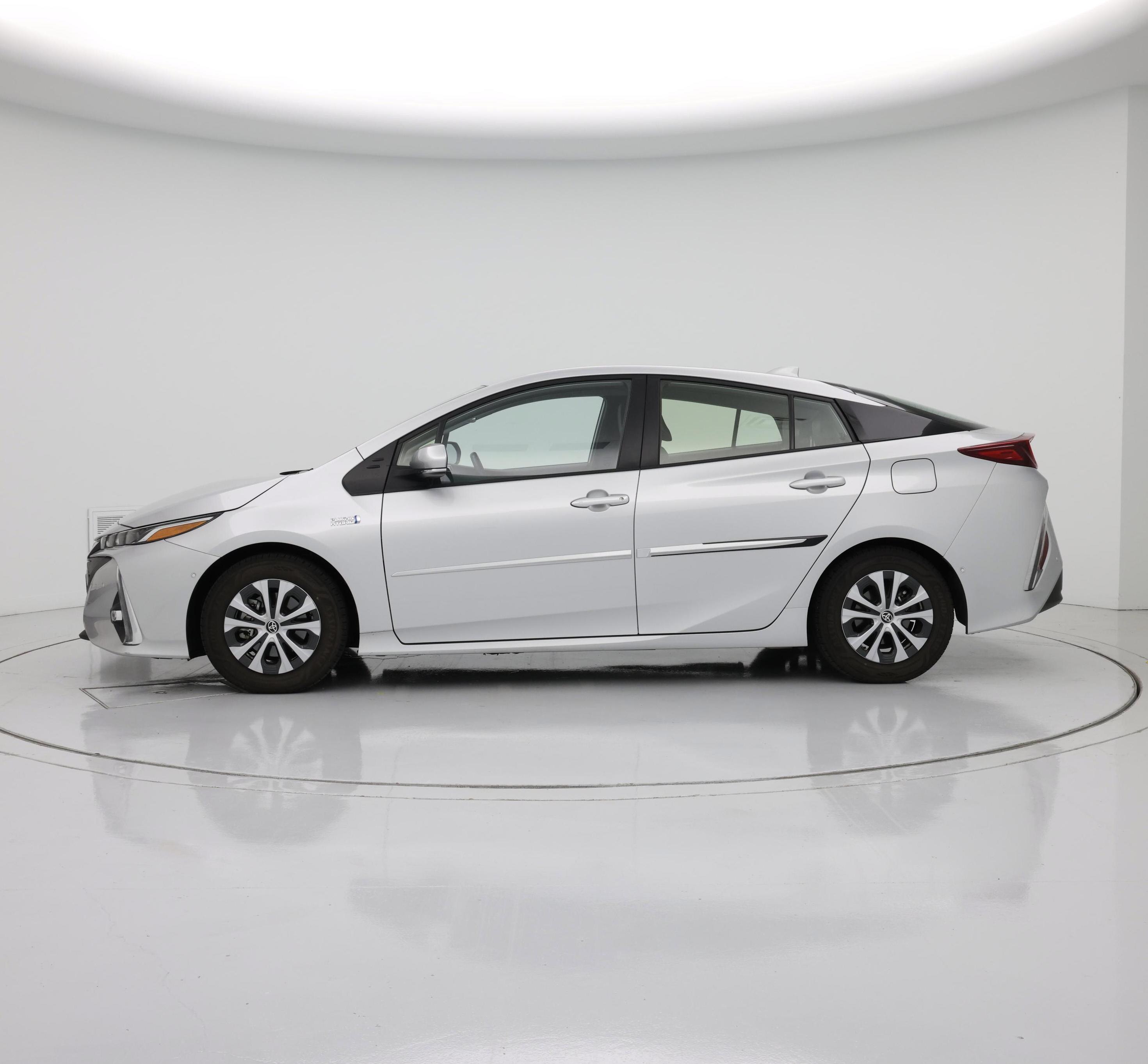 Thumbnail: 2021 Toyota Prius Prime - 3