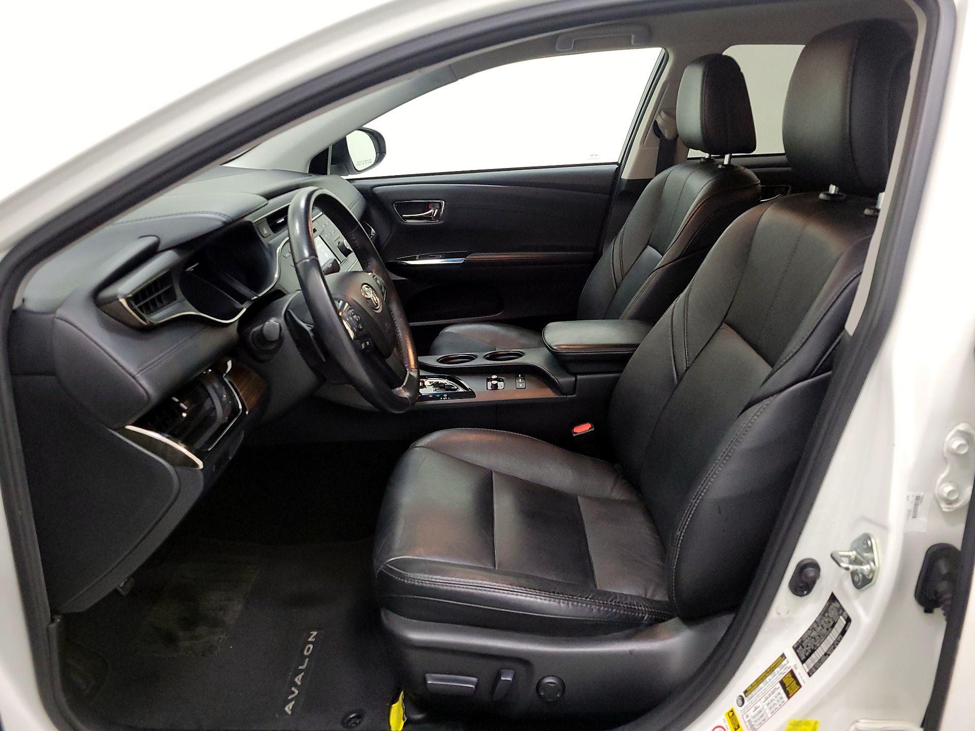 Thumbnail: 2015 Toyota Avalon - 11