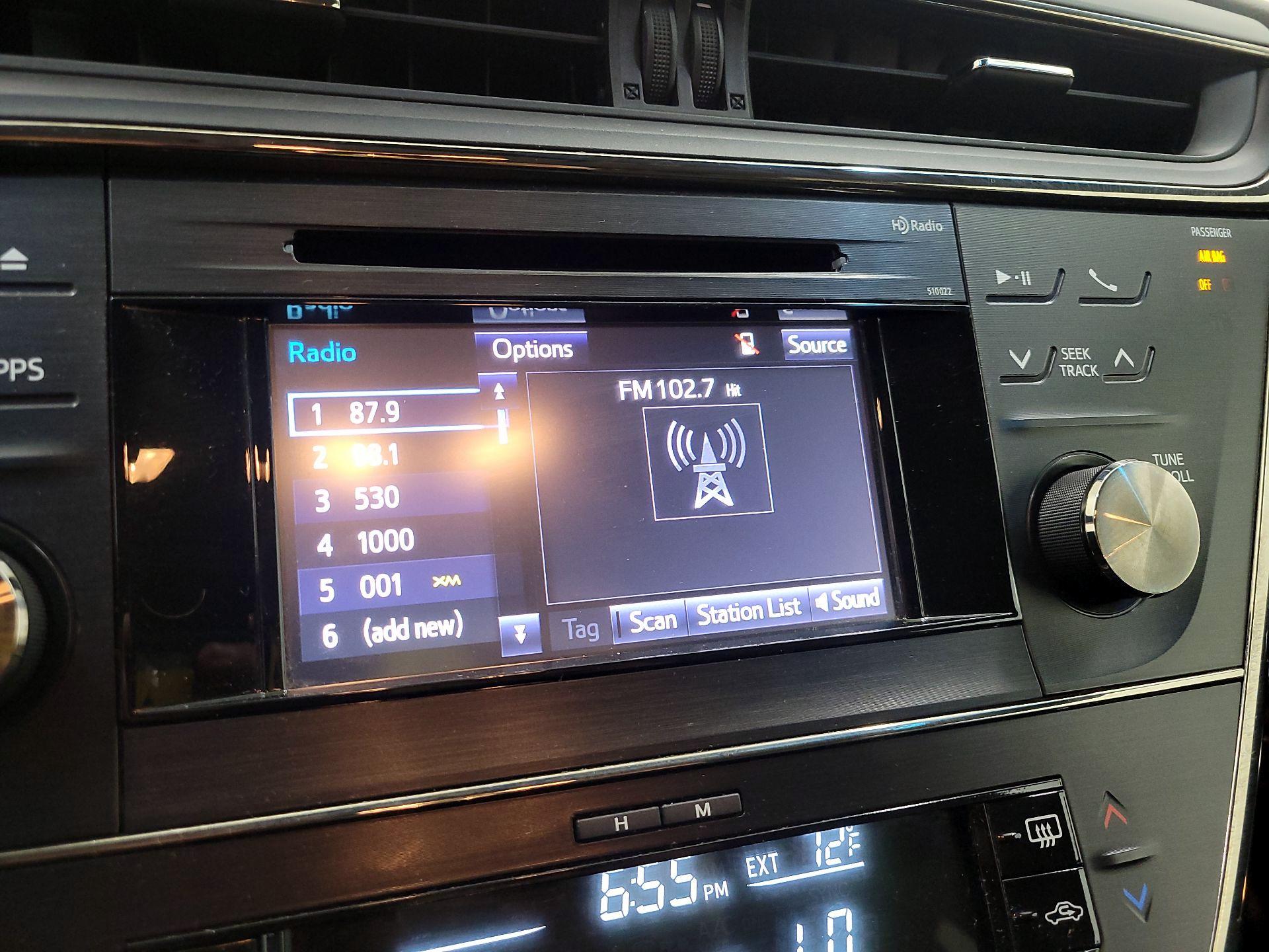 Thumbnail: 2015 Toyota Avalon - 15