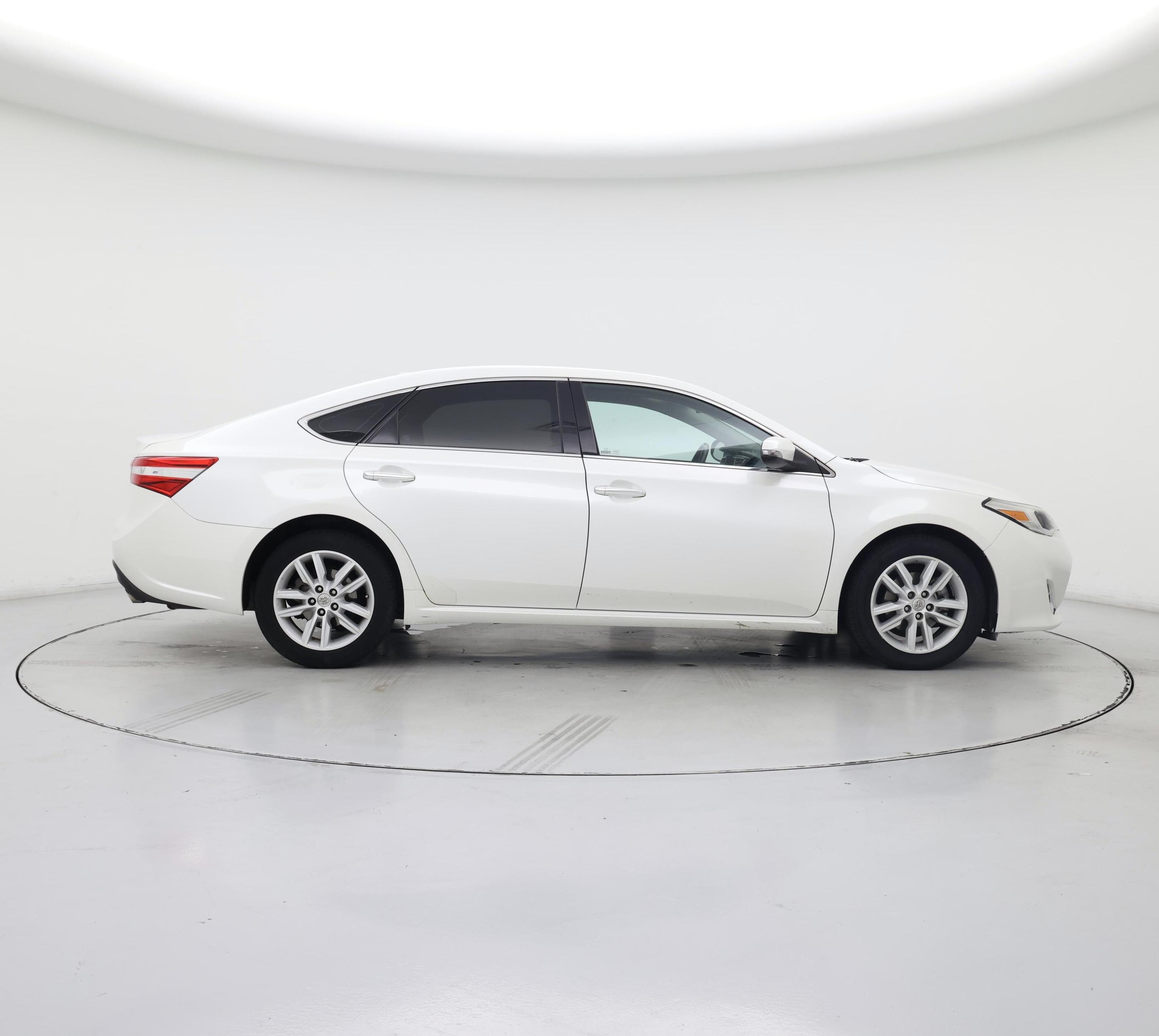 Thumbnail: 2015 Toyota Avalon - 7