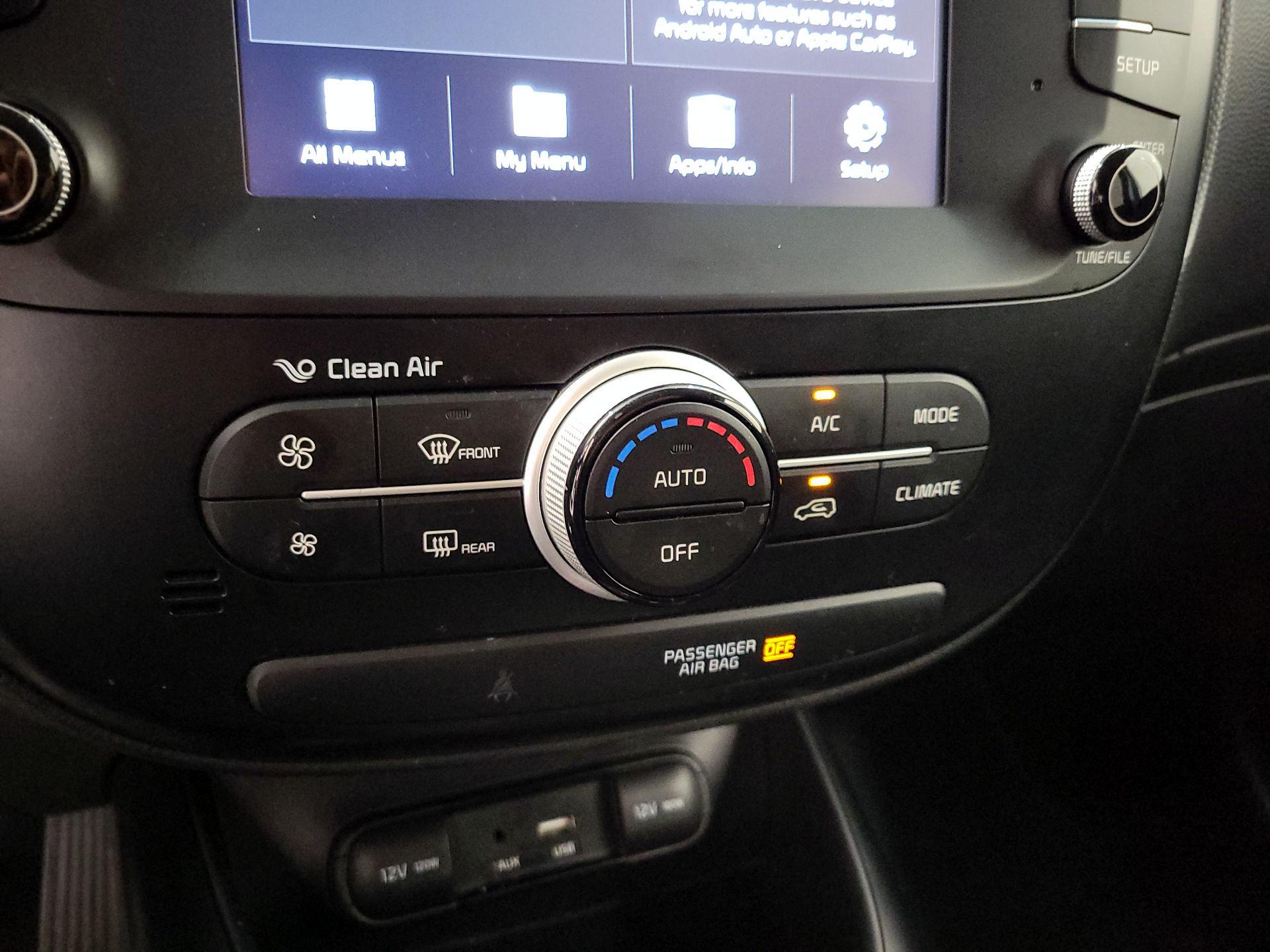 Thumbnail: 2019 Kia Soul - 16