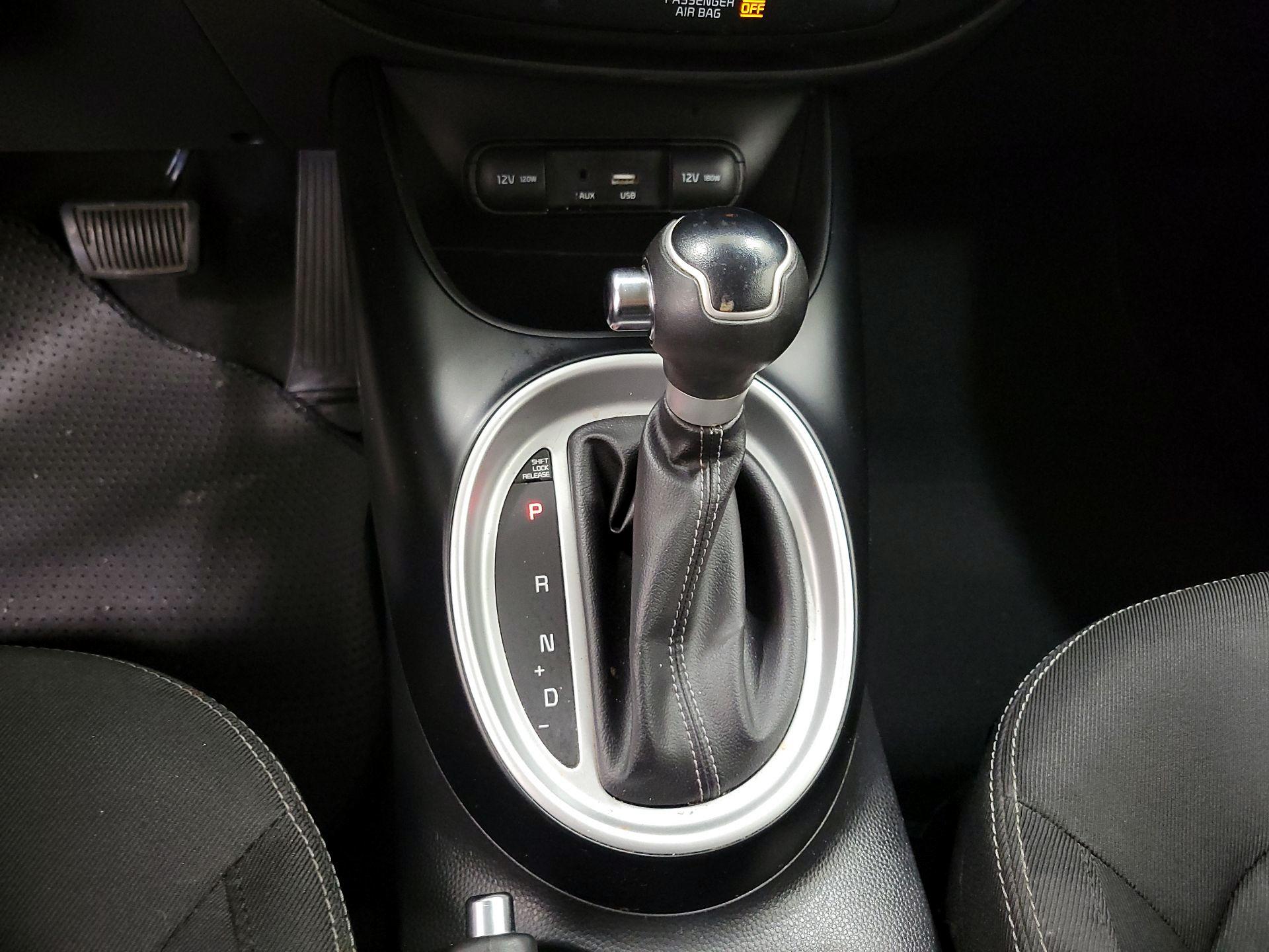Thumbnail: 2019 Kia Soul - 17