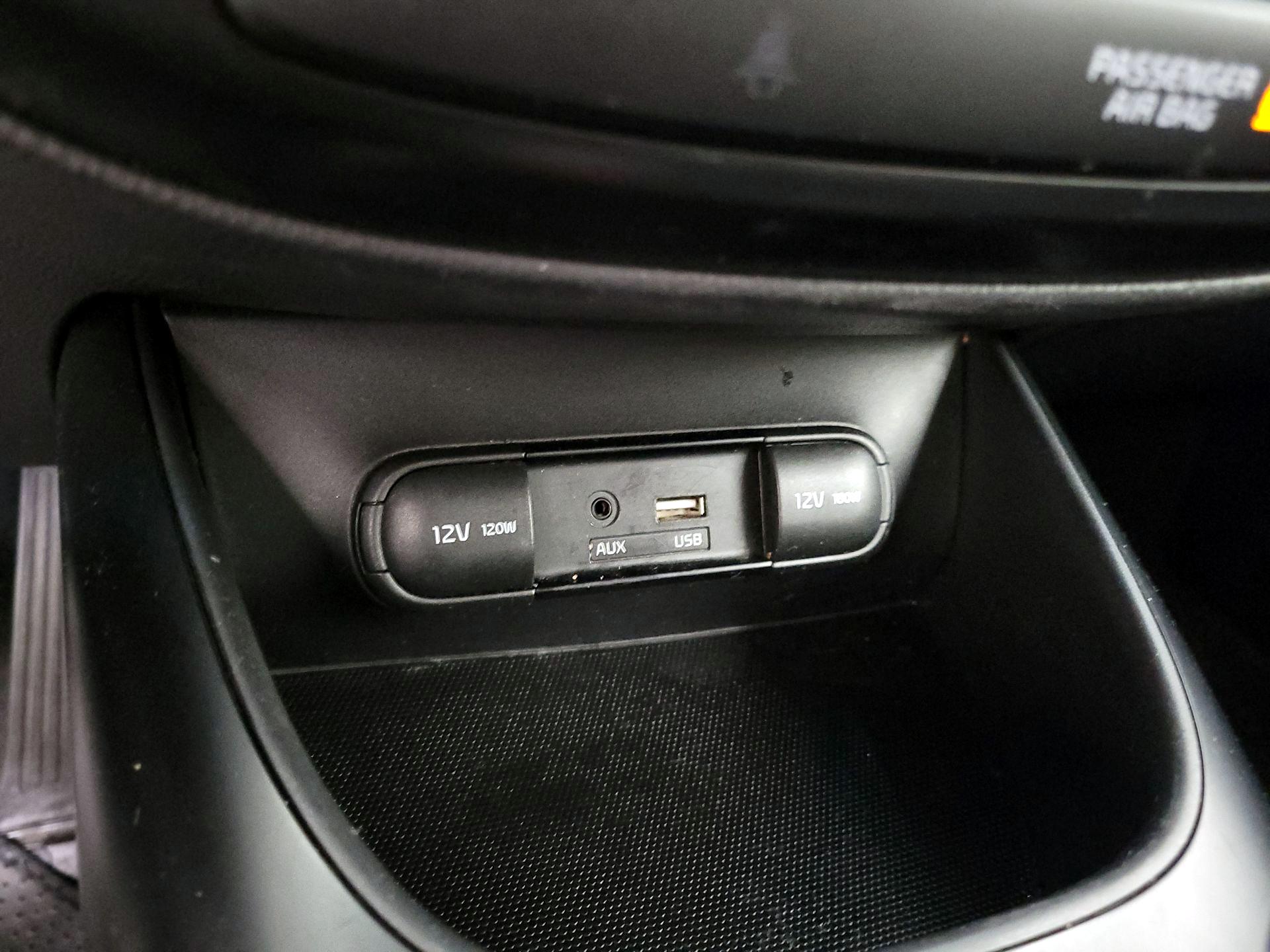 Thumbnail: 2019 Kia Soul - 18