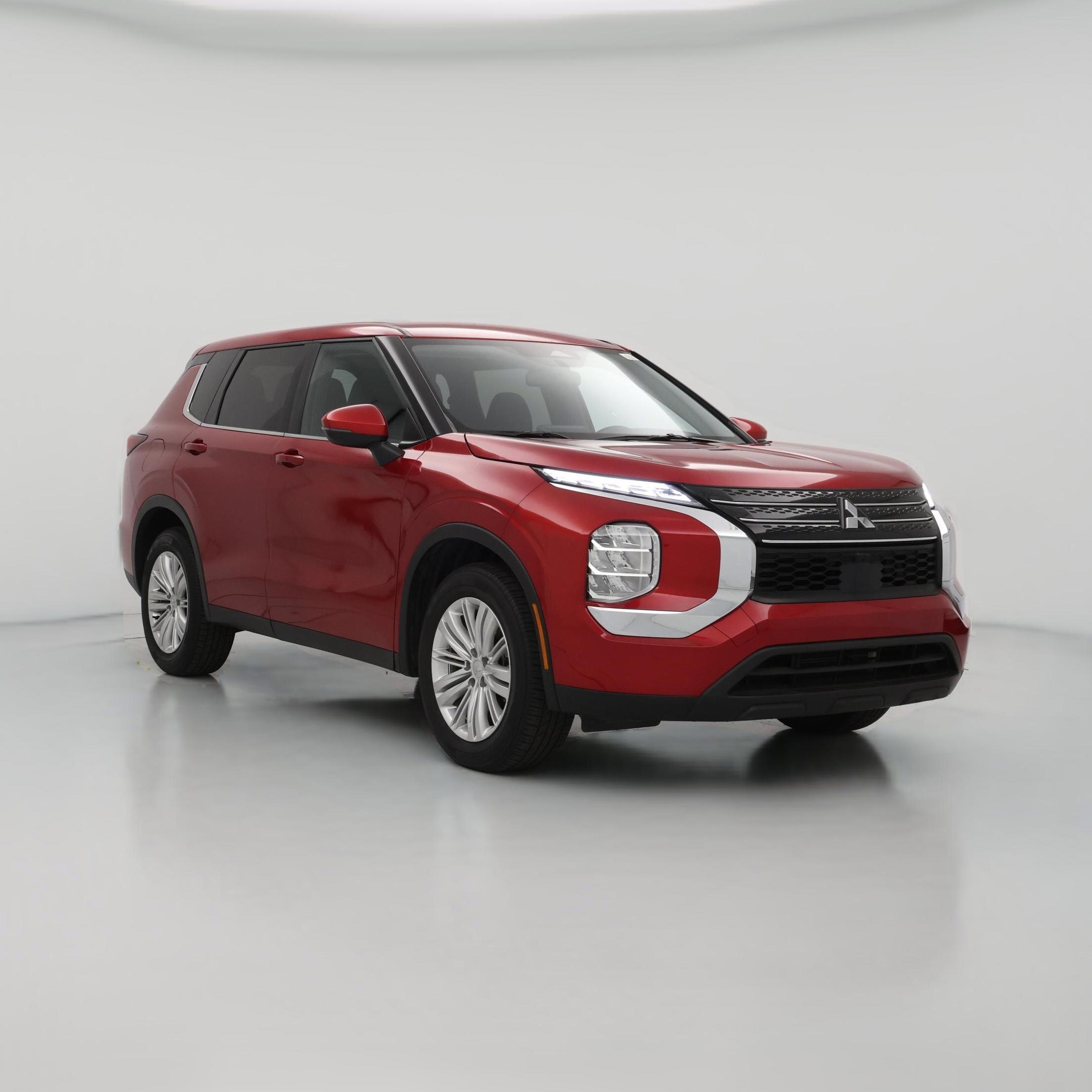Thumbnail: 2023 Mitsubishi Outlander - 1