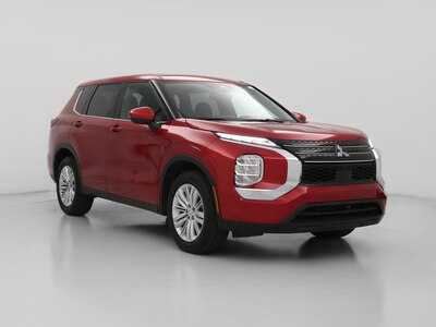 Red 2023 Mitsubishi Outlander ES