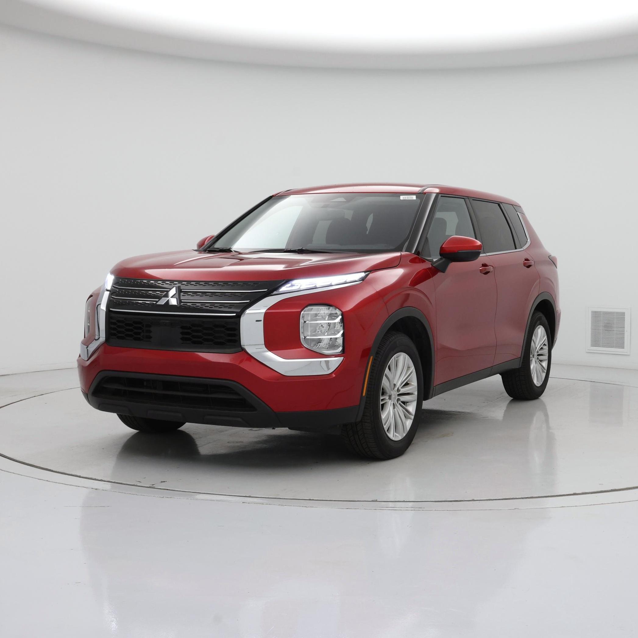 Thumbnail: 2023 Mitsubishi Outlander - 4