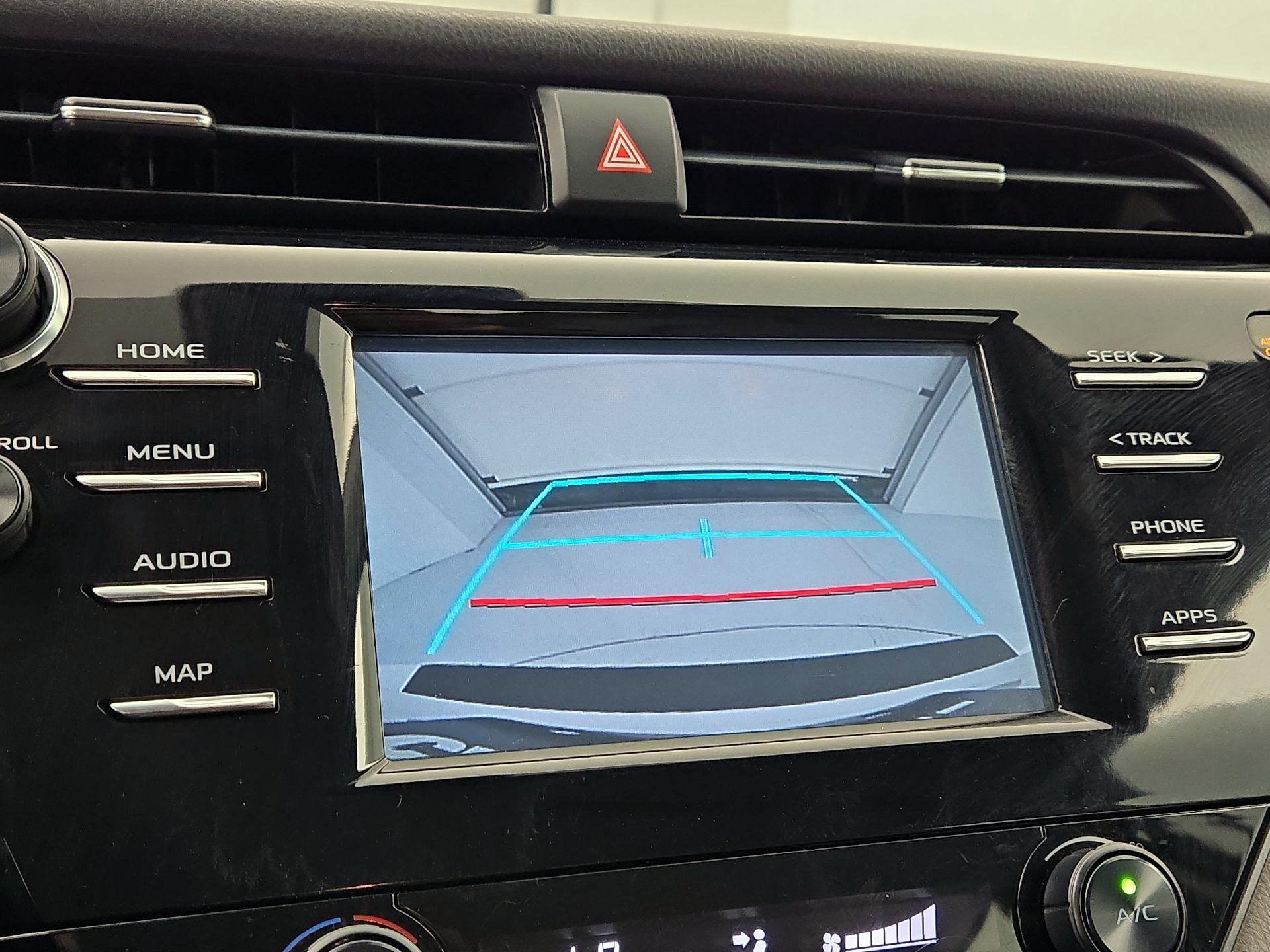 Thumbnail: 2019 Toyota Camry - 14