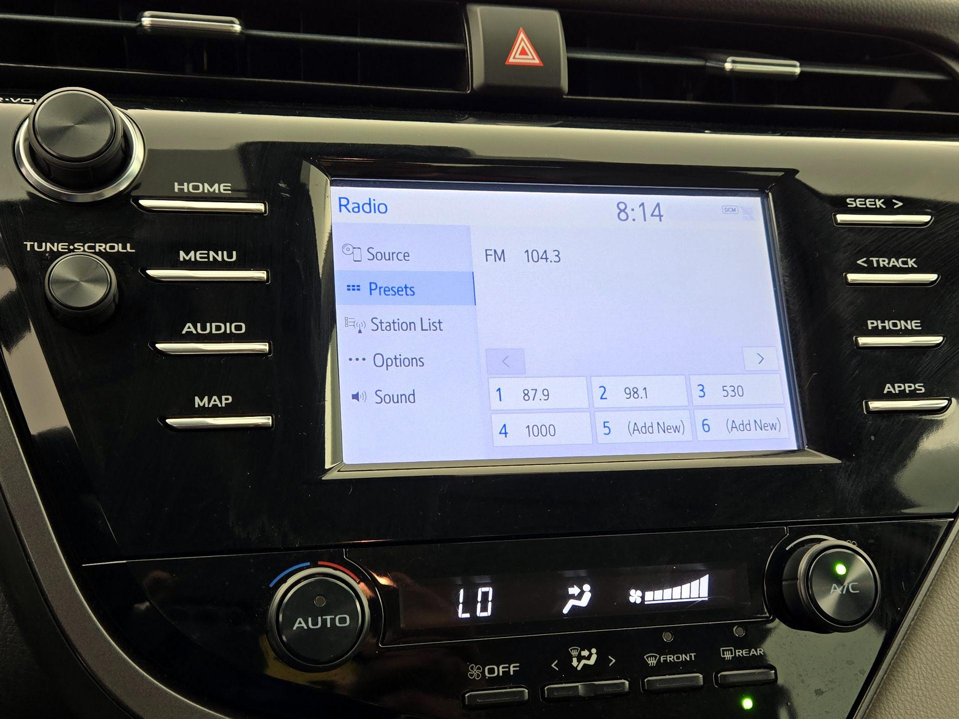 Thumbnail: 2019 Toyota Camry - 15