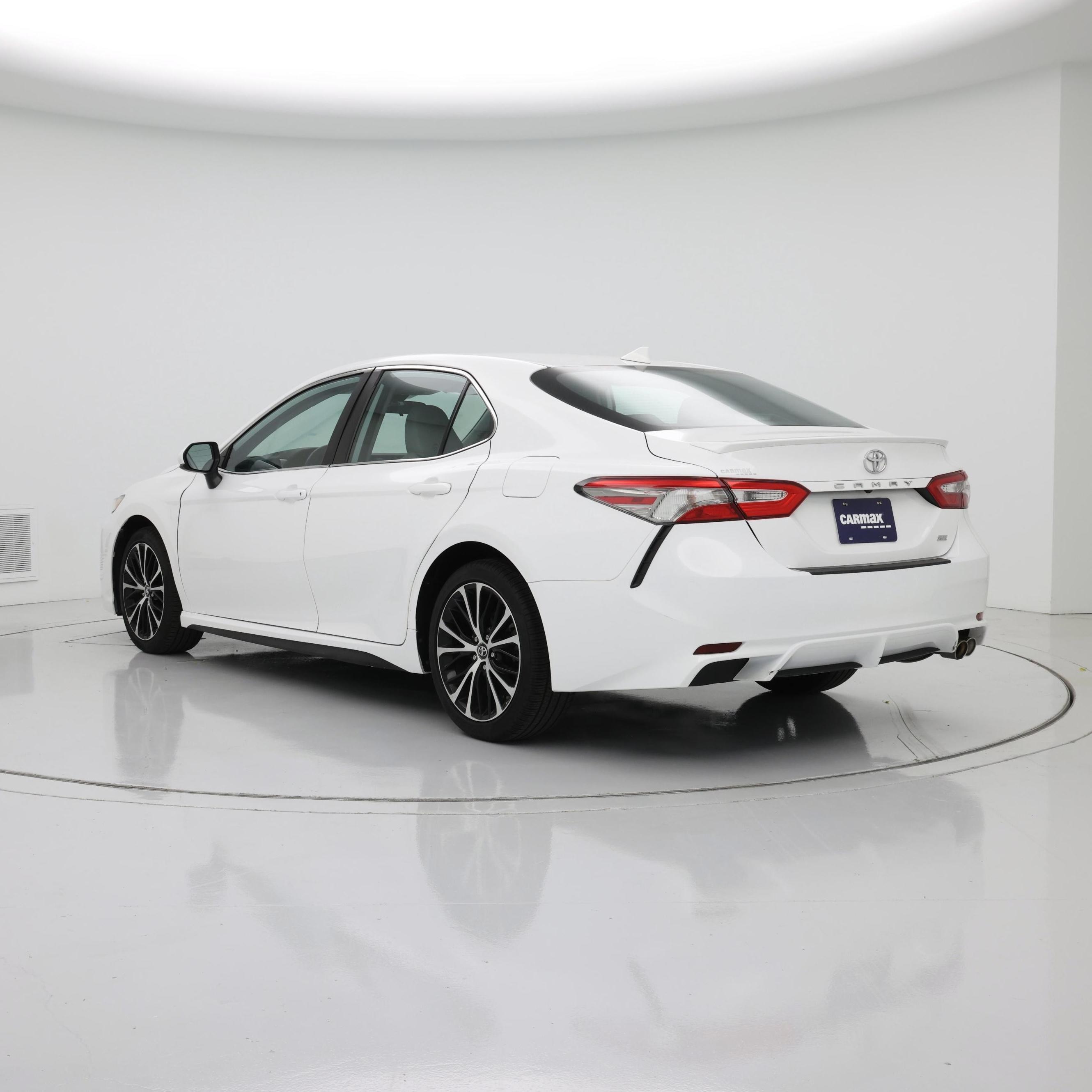 Thumbnail: 2019 Toyota Camry - 2