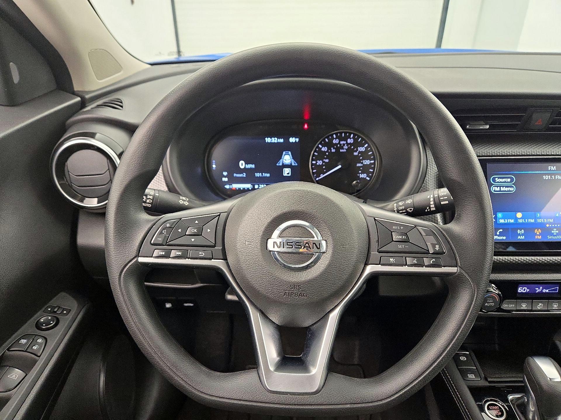 Thumbnail: 2021 Nissan Kicks - 10