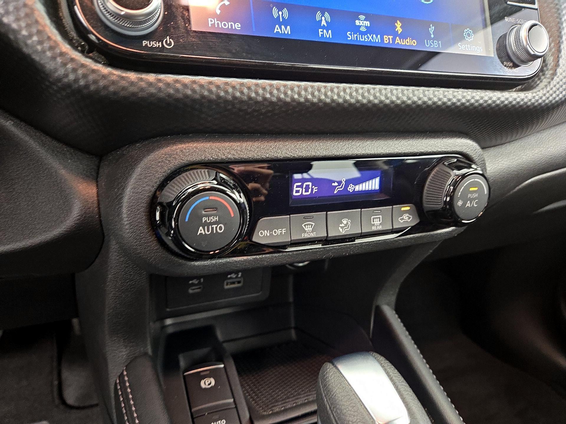 Thumbnail: 2021 Nissan Kicks - 15