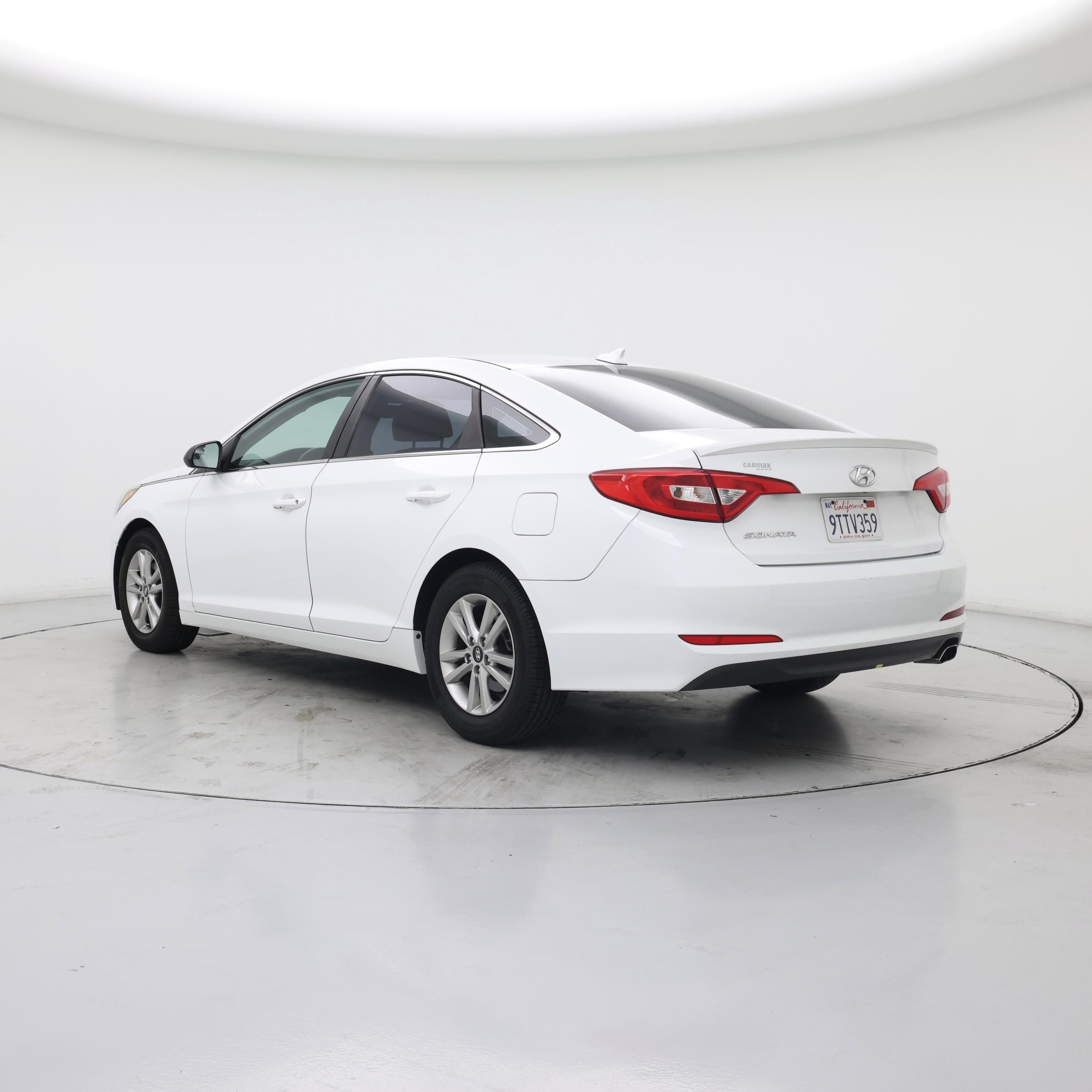 Thumbnail: 2016 Hyundai Sonata - 2