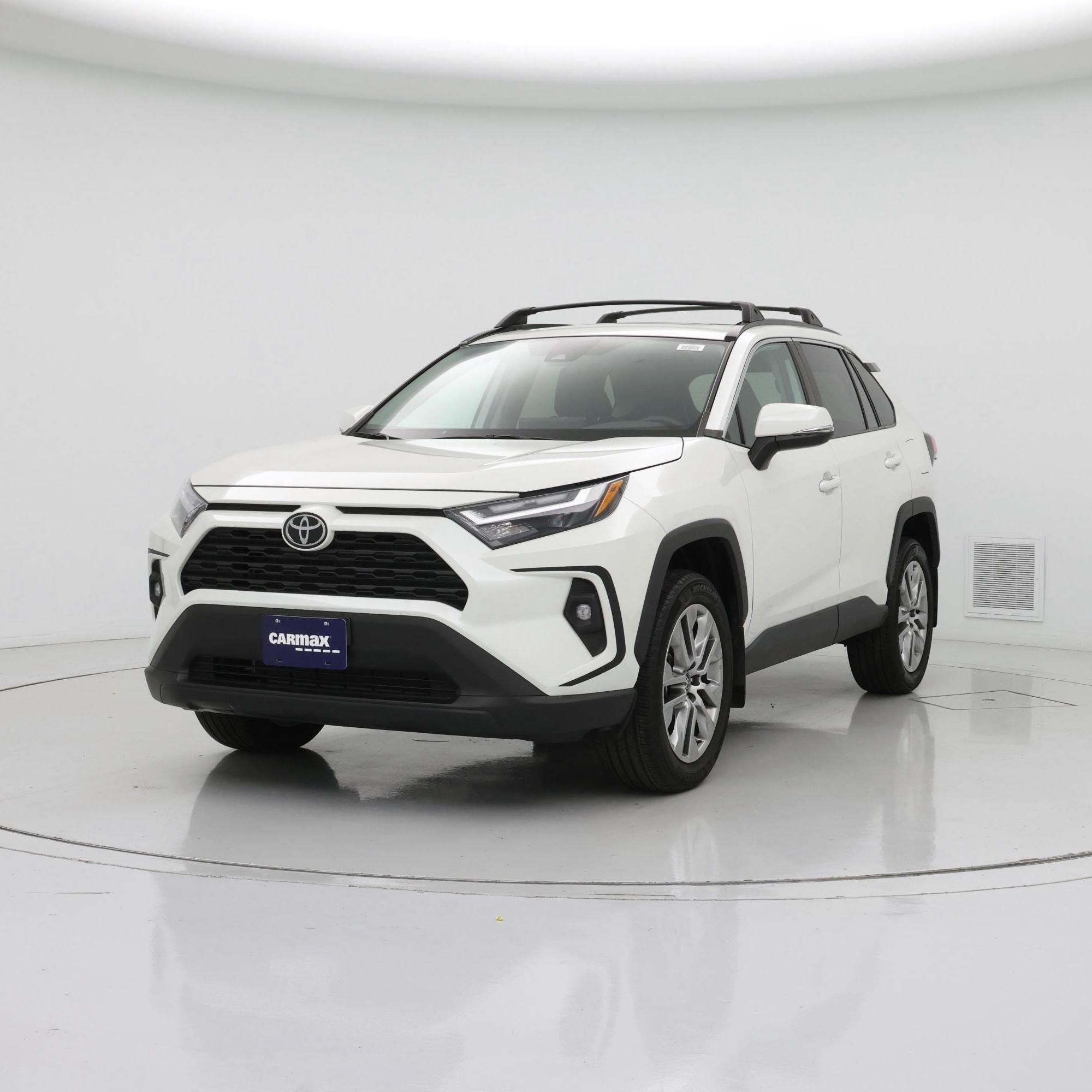 Thumbnail: 2022 Toyota RAV4 - 4