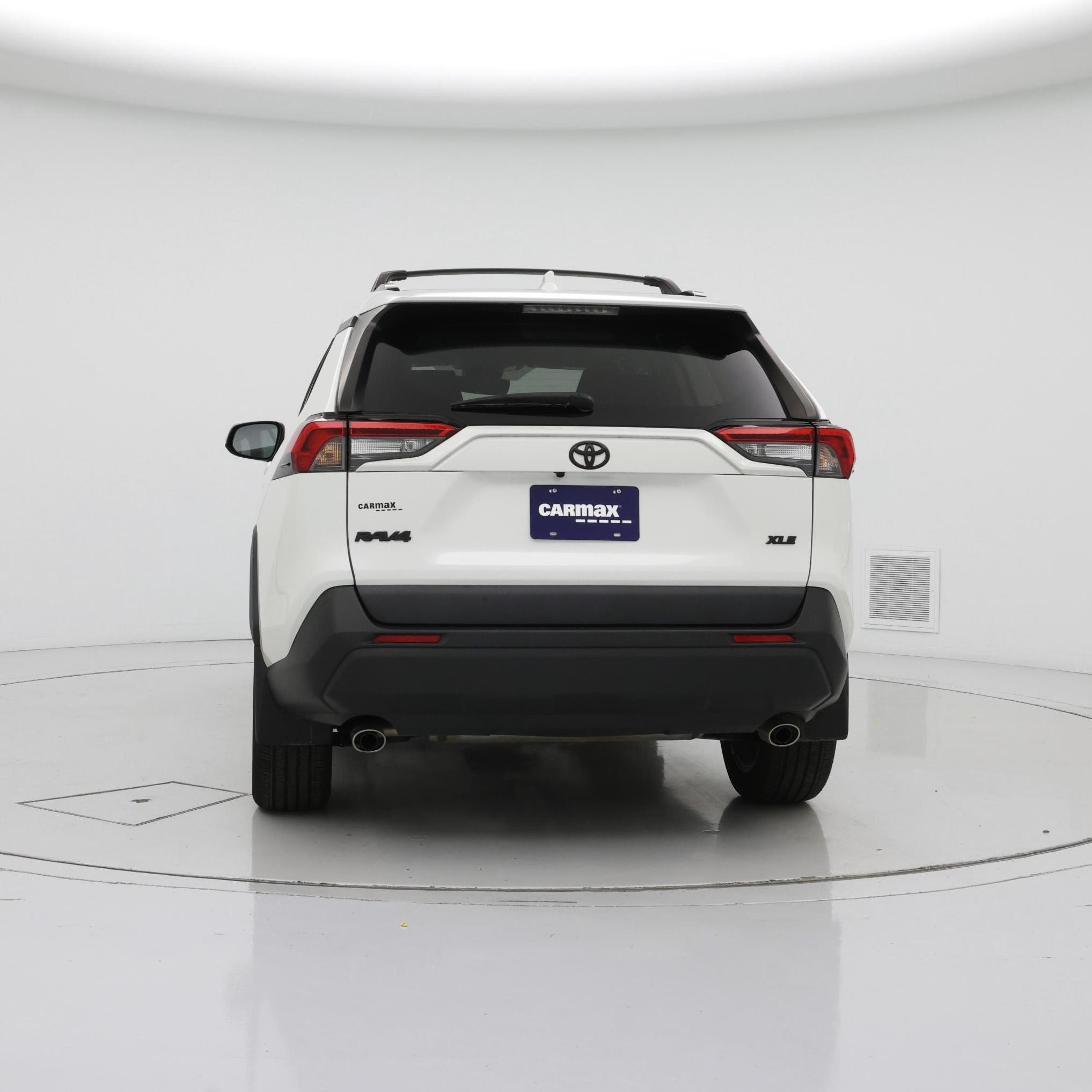 Thumbnail: 2022 Toyota RAV4 - 6