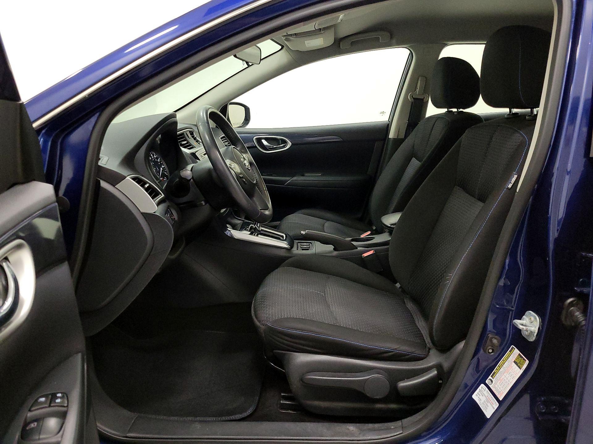 Thumbnail: 2017 Nissan Sentra - 11