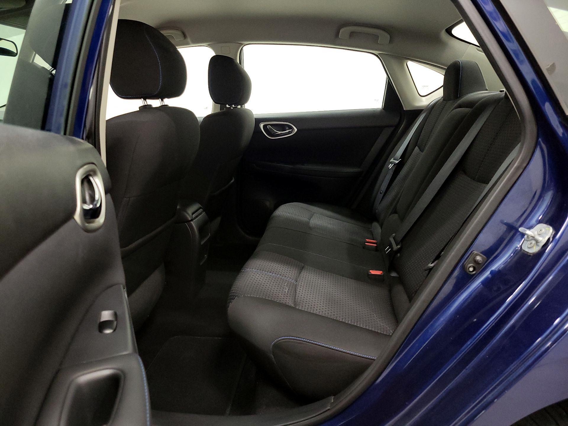 Thumbnail: 2017 Nissan Sentra - 19