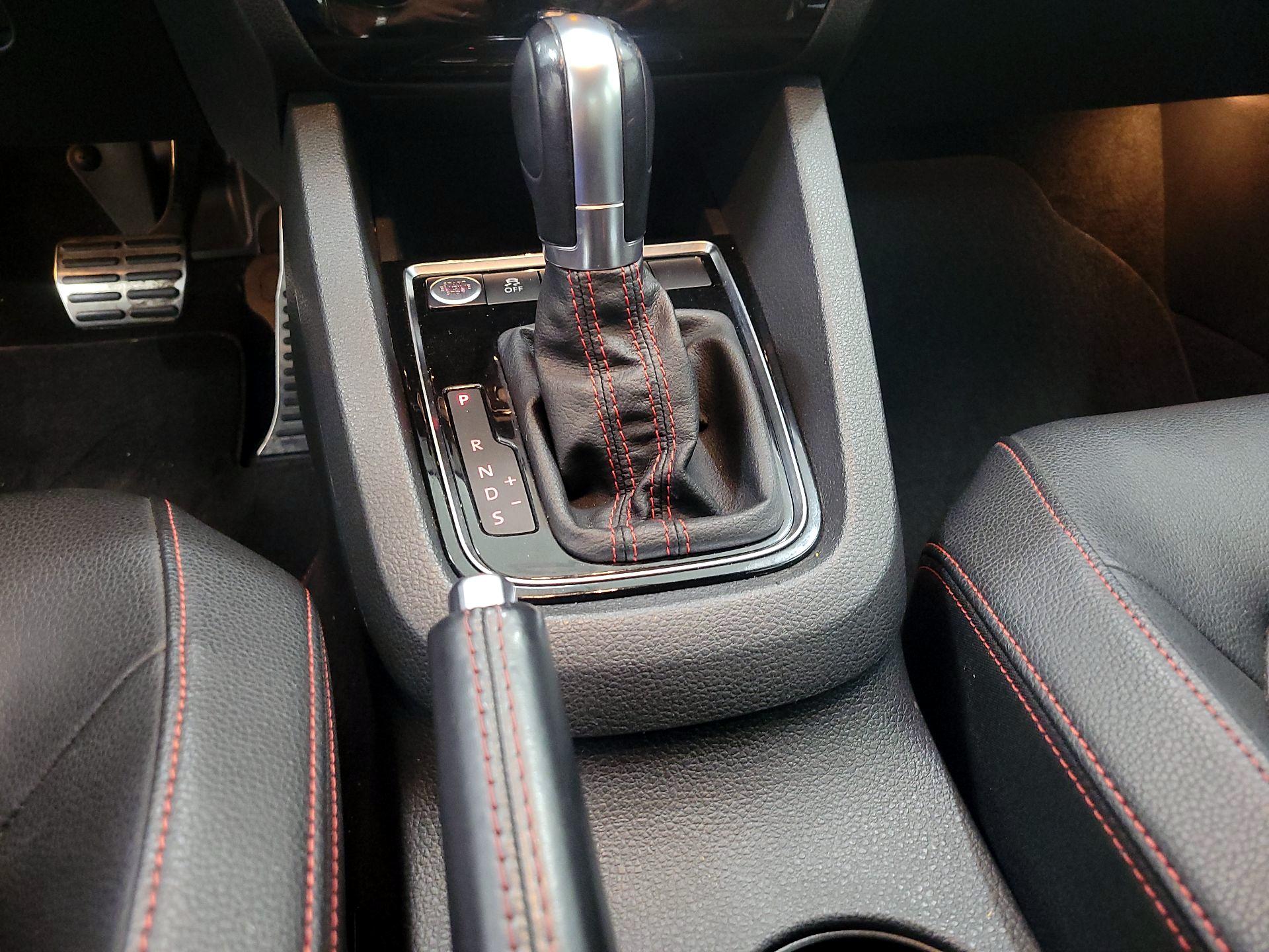 Thumbnail: 2016 Volkswagen Jetta - 17