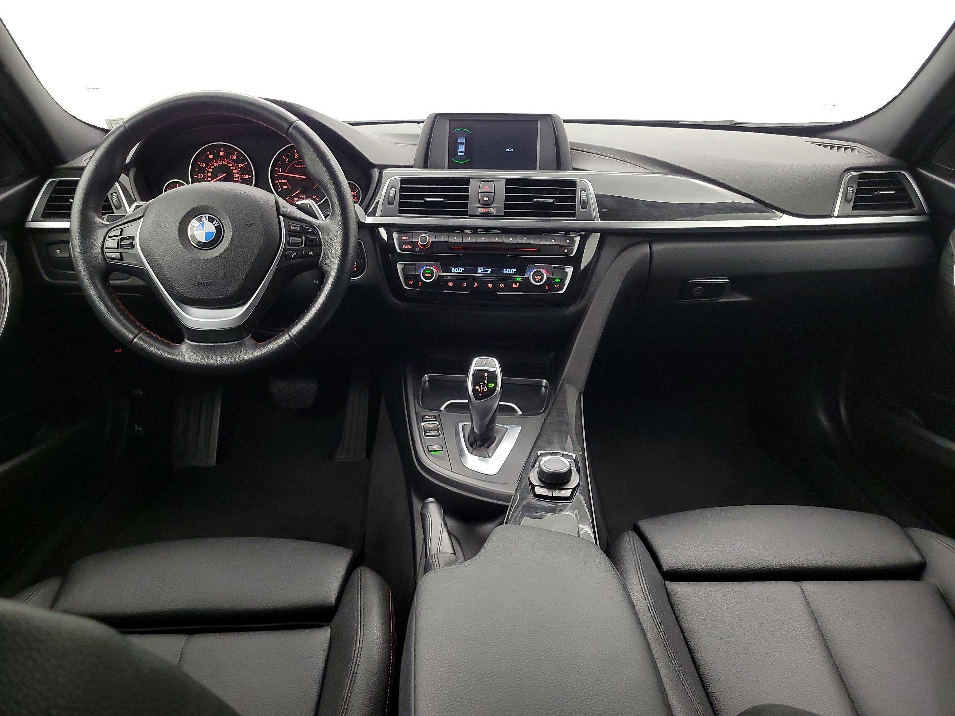 Thumbnail: 2018 BMW 3 Series - 9