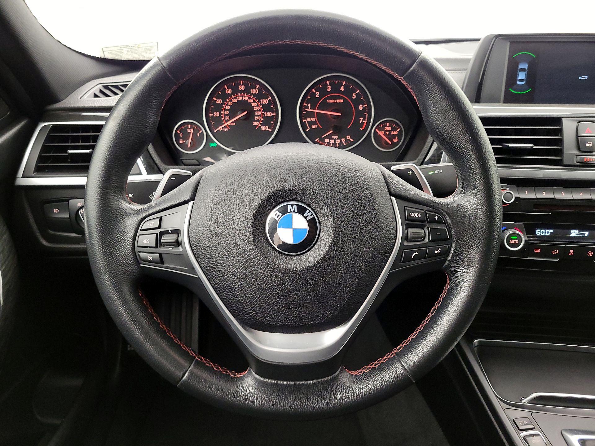 Thumbnail: 2018 BMW 3 Series - 10
