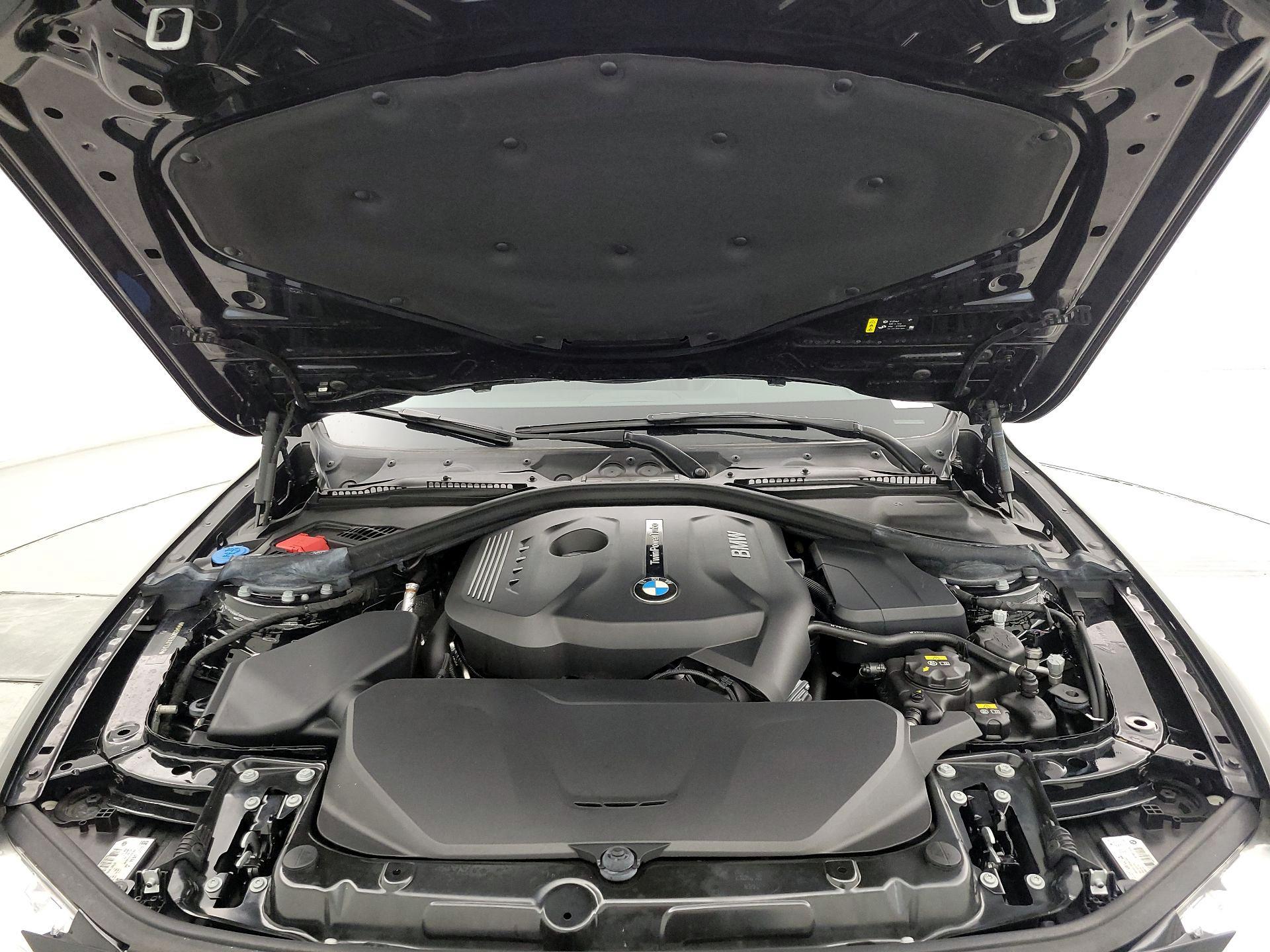Thumbnail: 2018 BMW 3 Series - 20