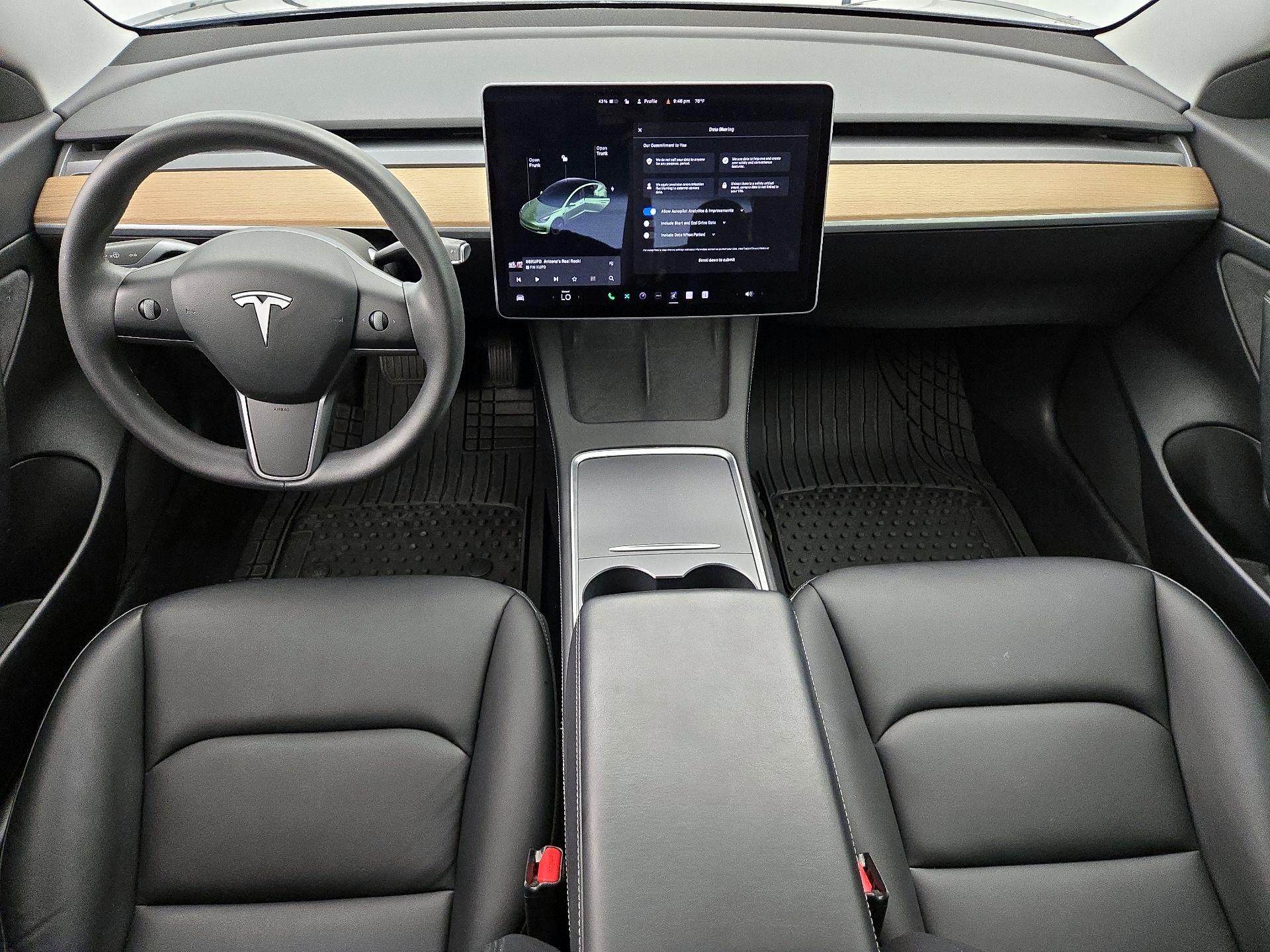Thumbnail: 2021 Tesla Model 3 - 9