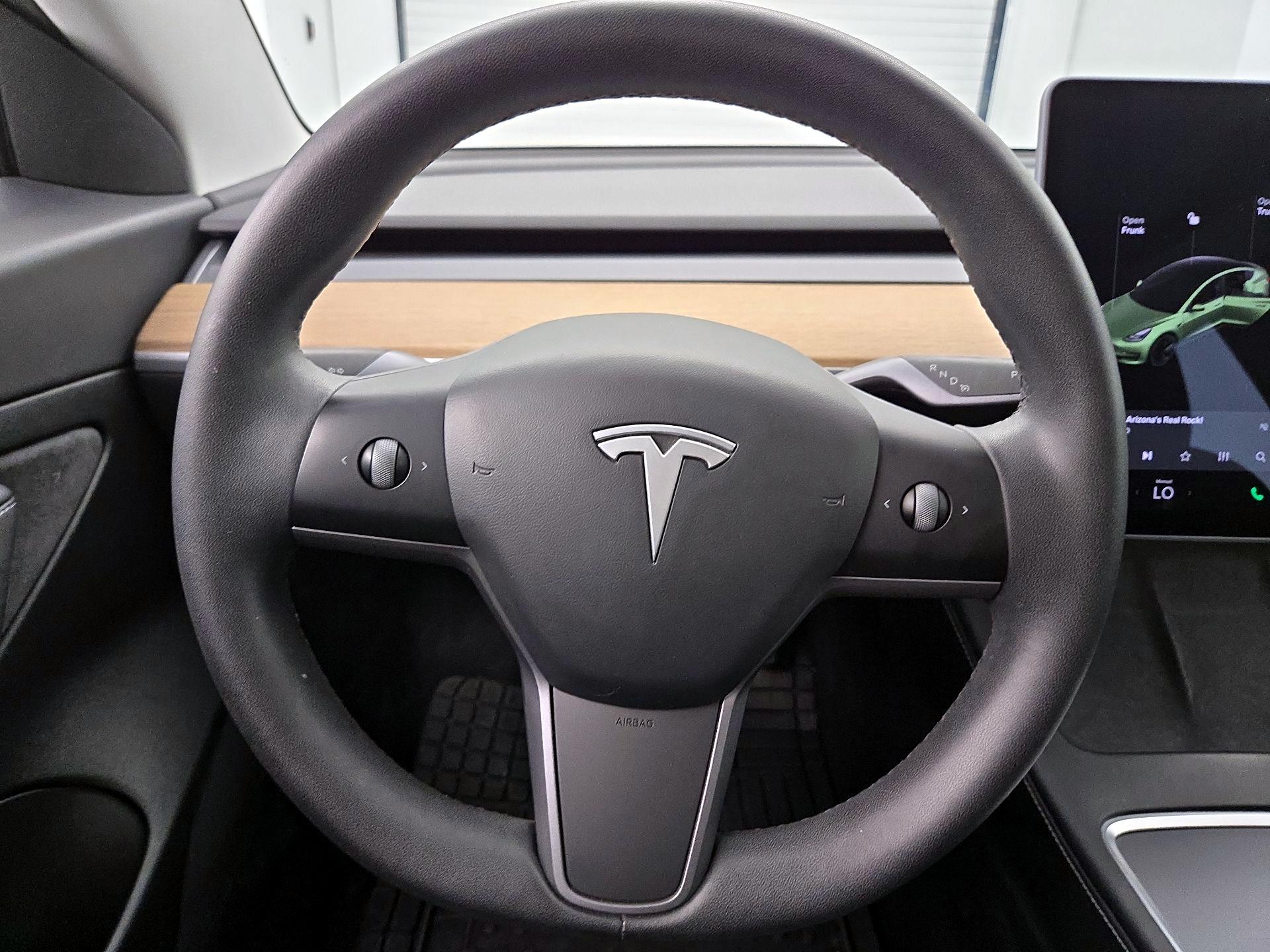 Thumbnail: 2021 Tesla Model 3 - 10