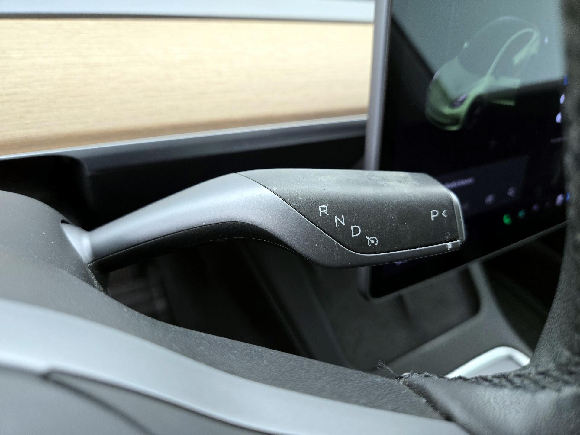Thumbnail: 2021 Tesla Model 3 - 17