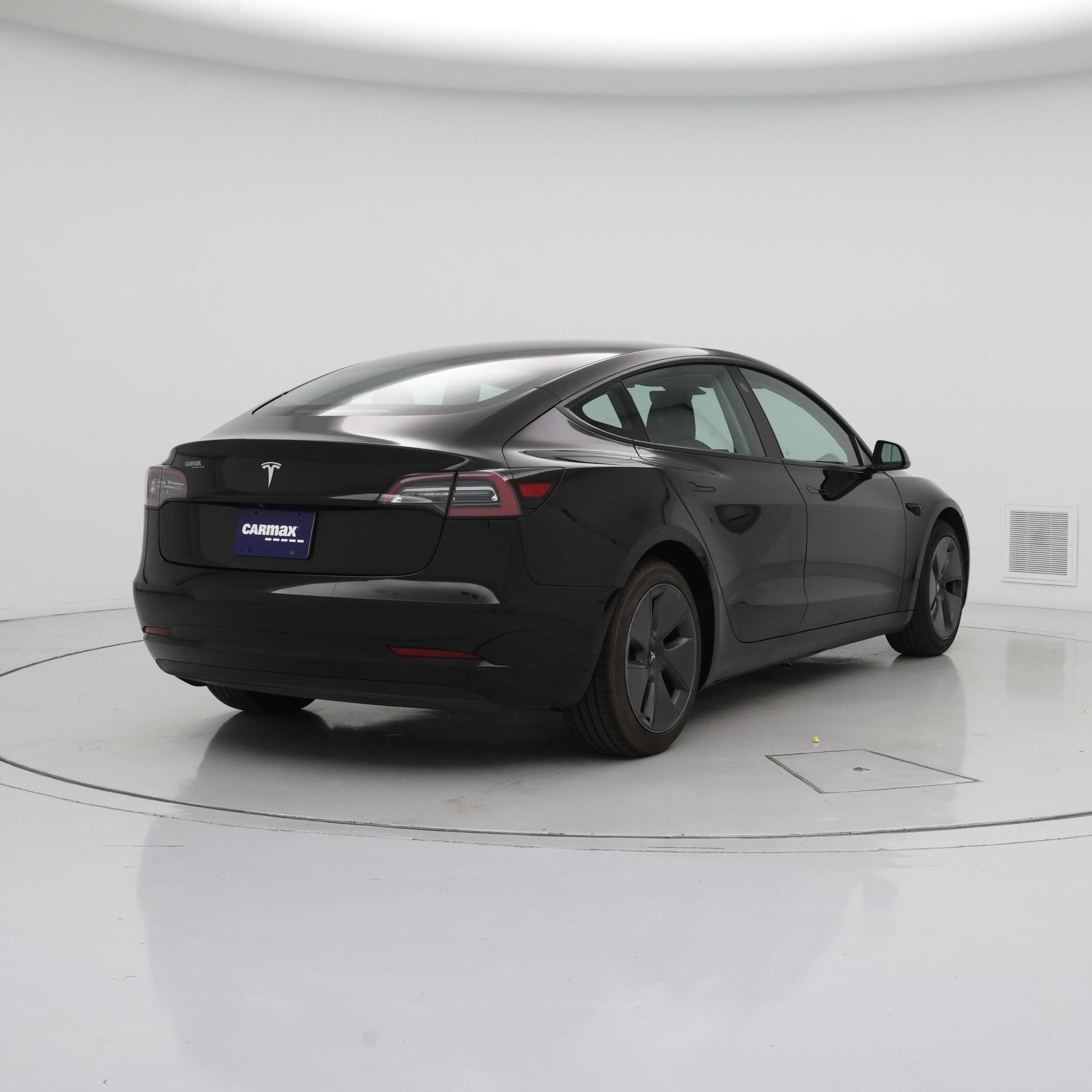 Thumbnail: 2021 Tesla Model 3 - 8