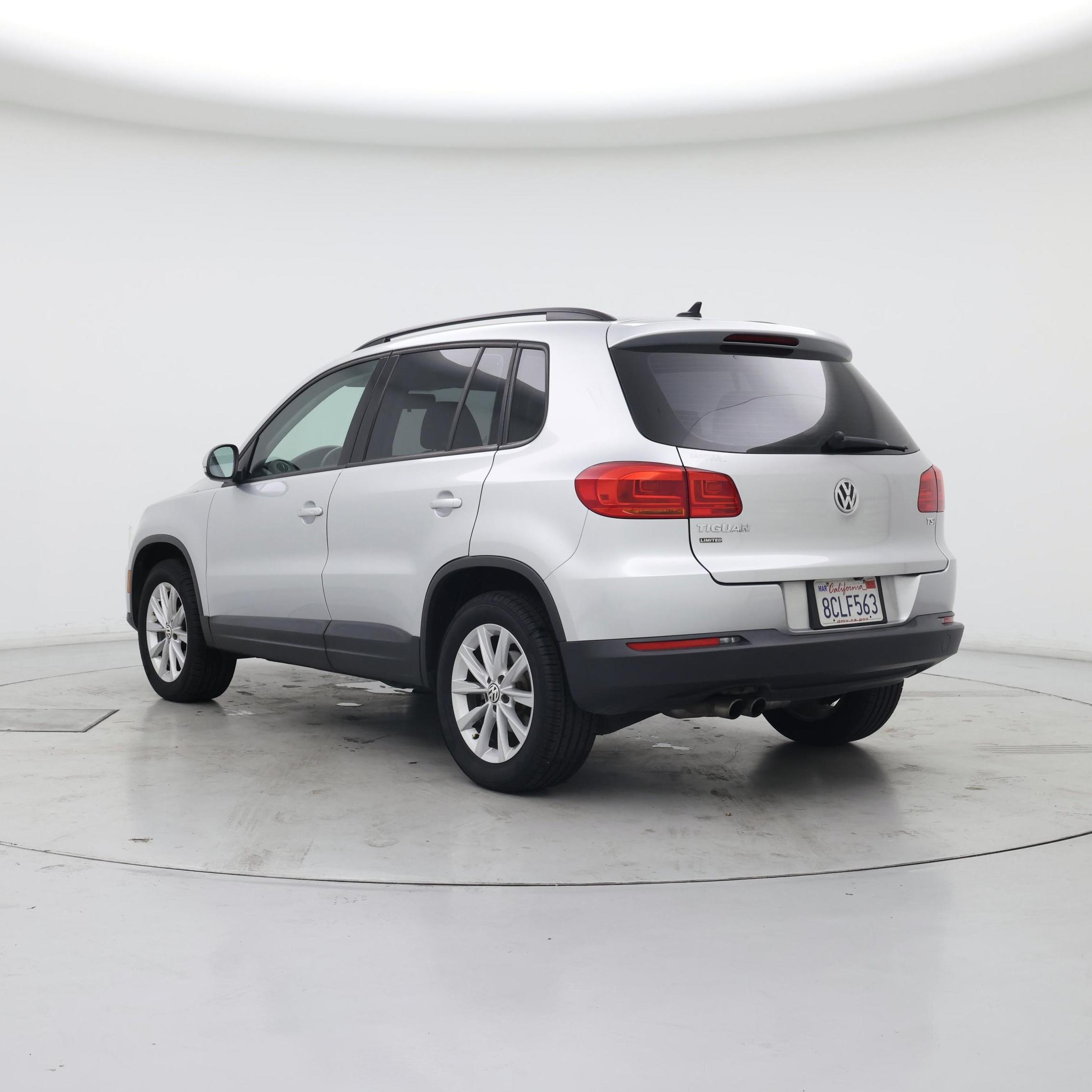 Thumbnail: 2017 Volkswagen Tiguan - 2
