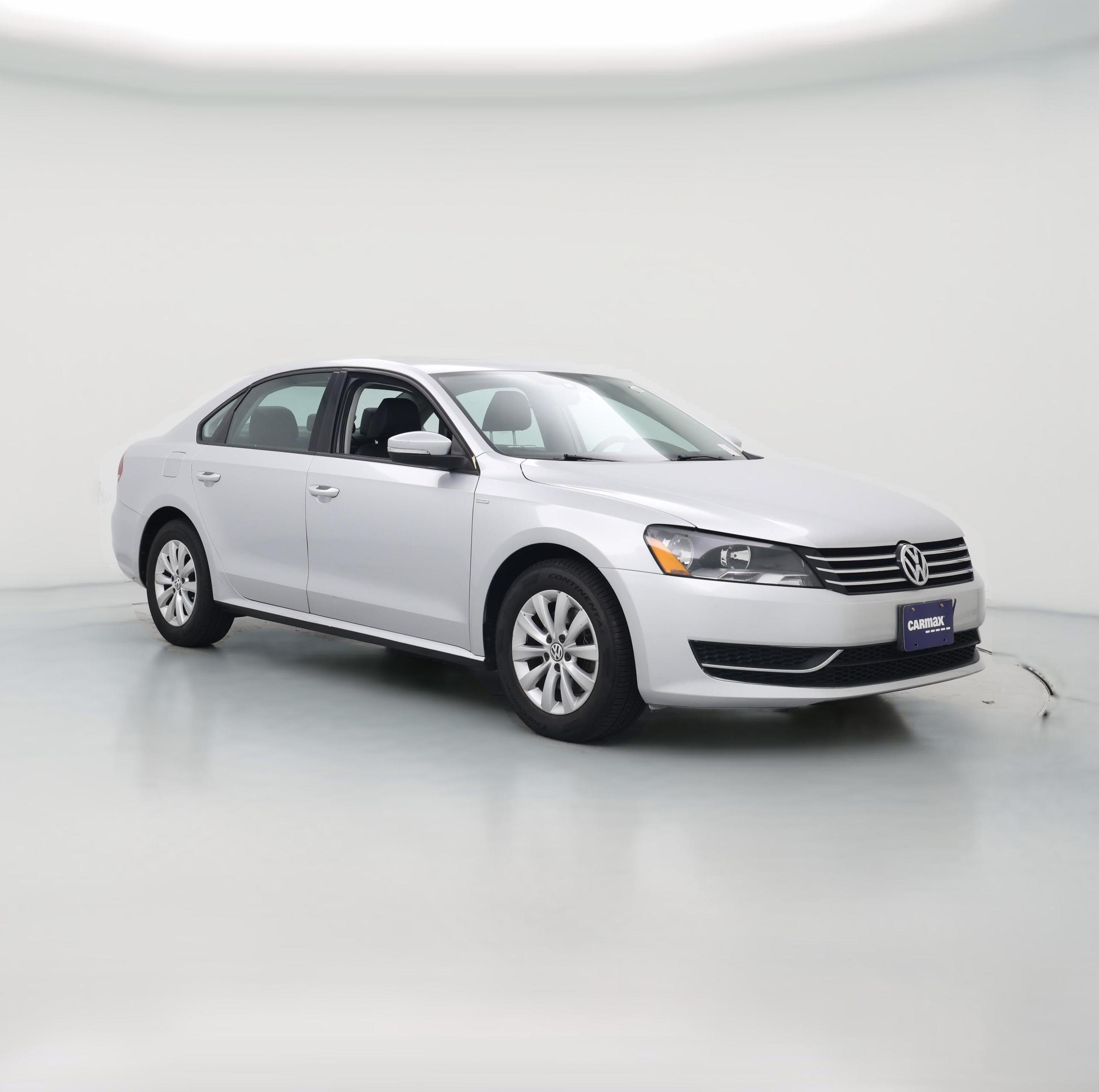 Thumbnail: 2015 Volkswagen Passat - 1