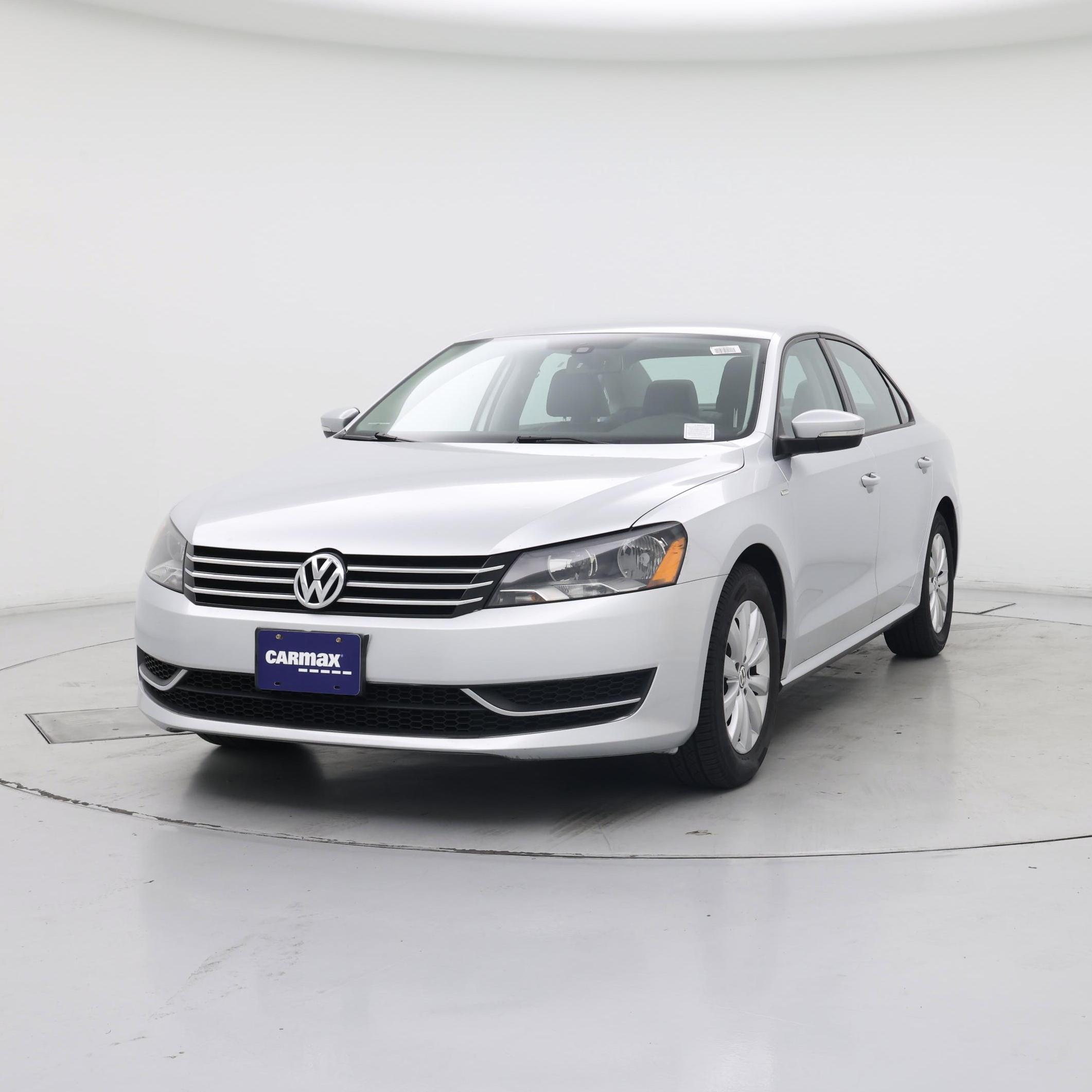 Thumbnail: 2015 Volkswagen Passat - 4