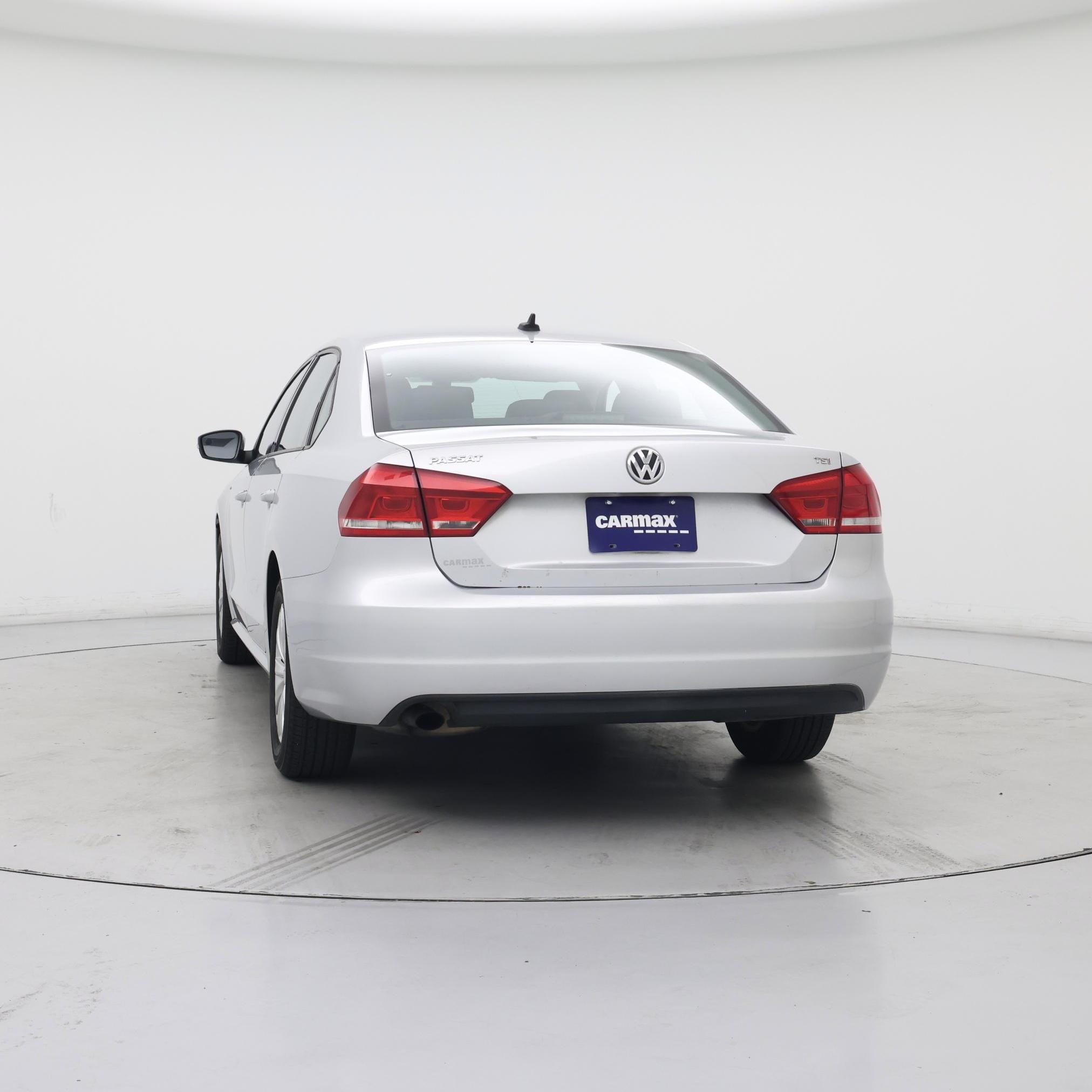 Thumbnail: 2015 Volkswagen Passat - 6