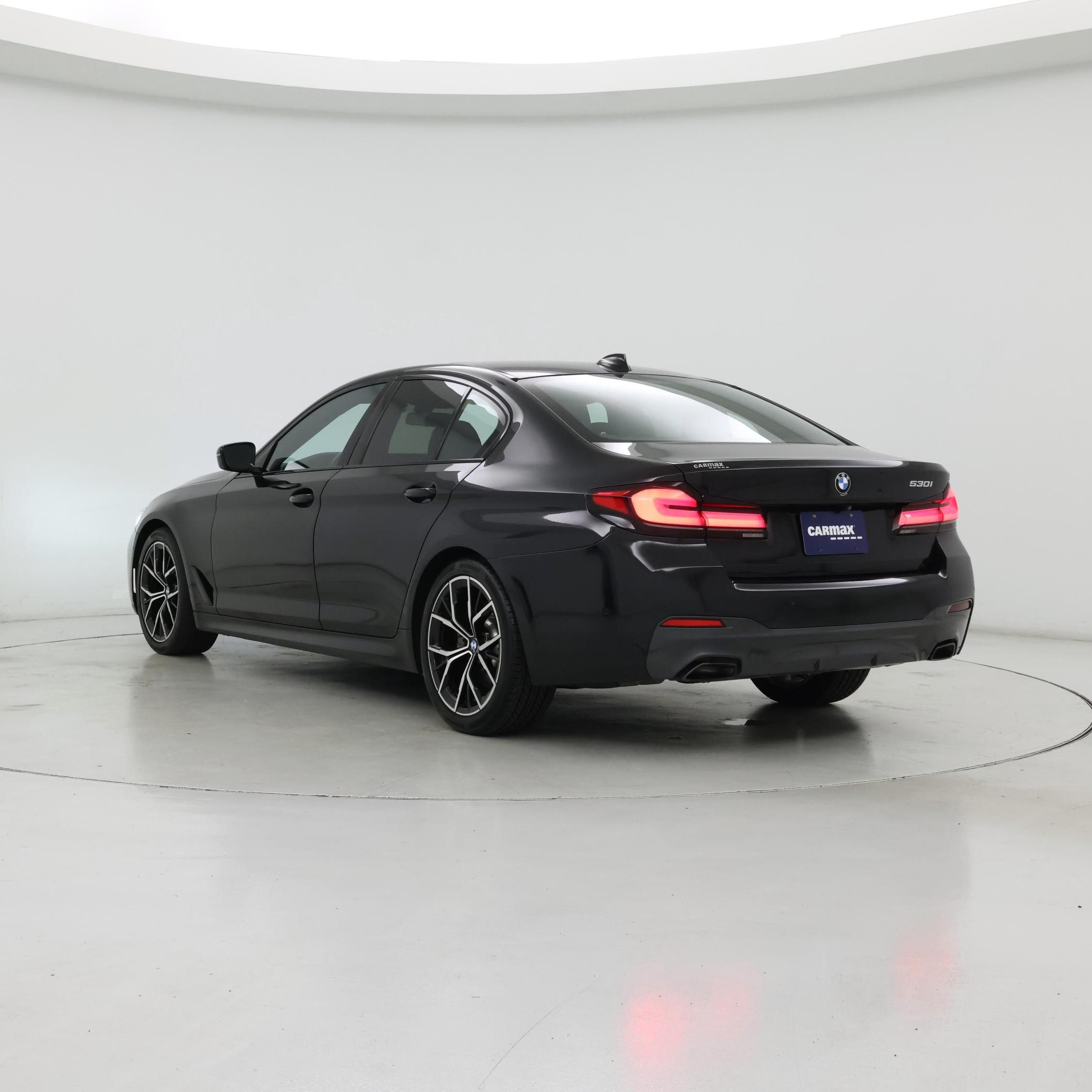 Thumbnail: 2021 BMW 5 Series - 2