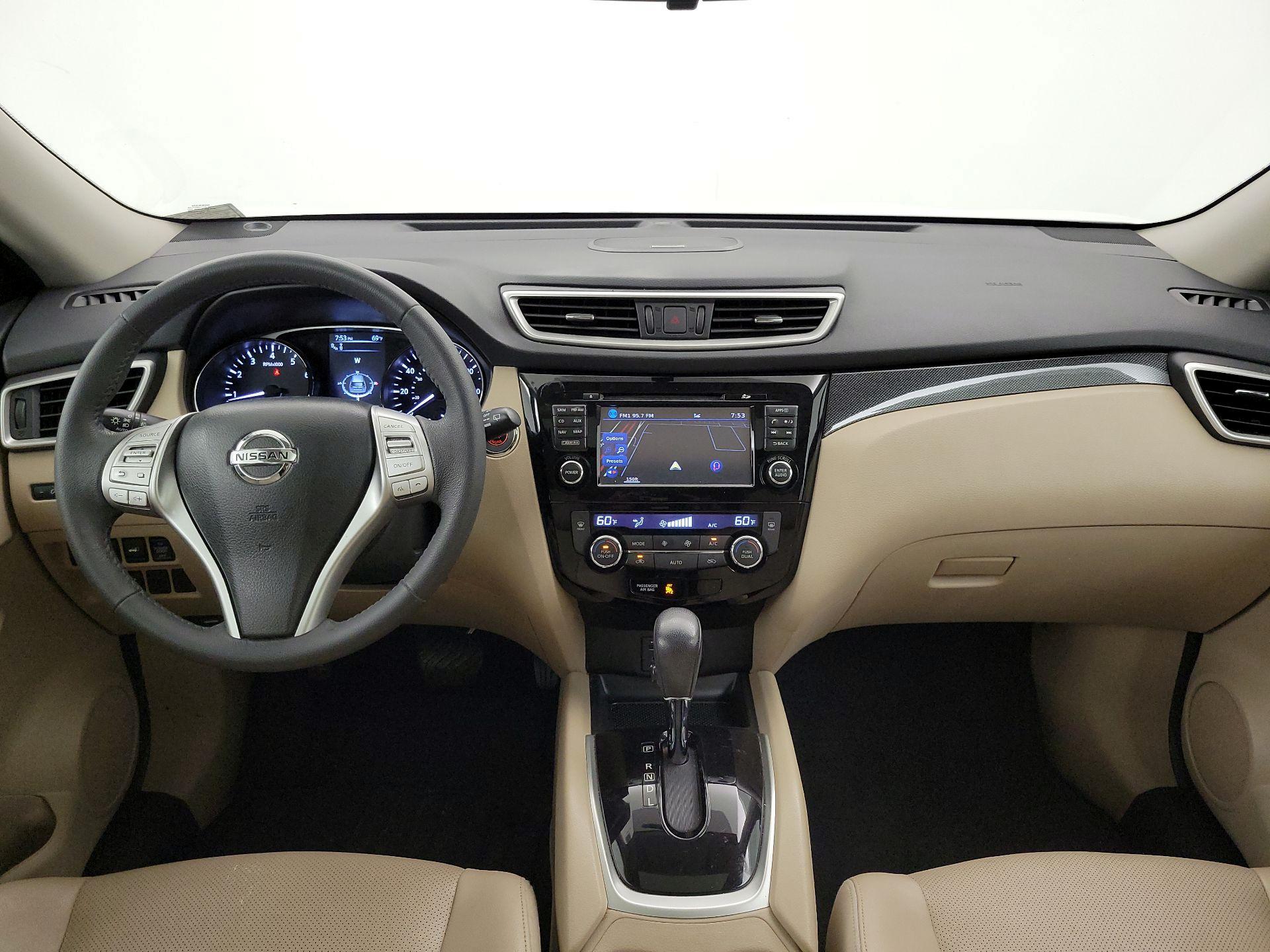 Thumbnail: 2016 Nissan Rogue - 9