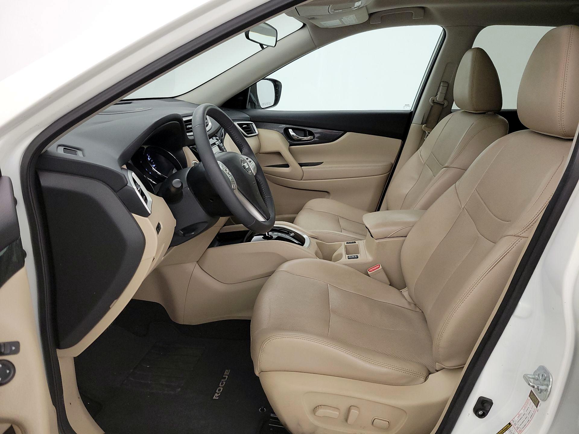 Thumbnail: 2016 Nissan Rogue - 11
