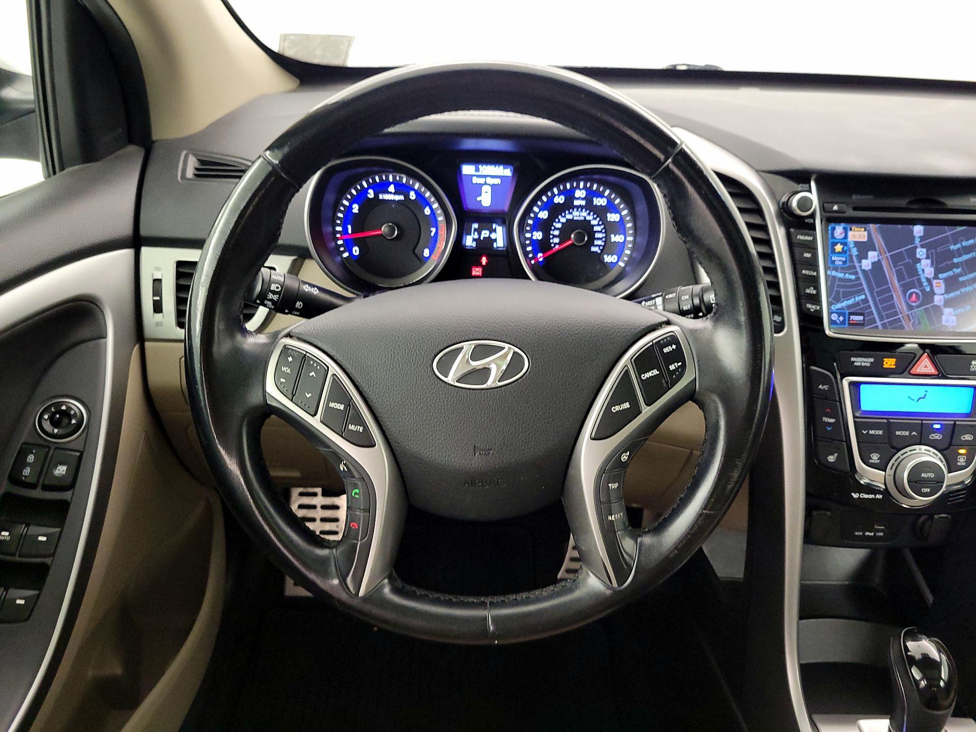 Thumbnail: 2014 Hyundai Elantra - 10