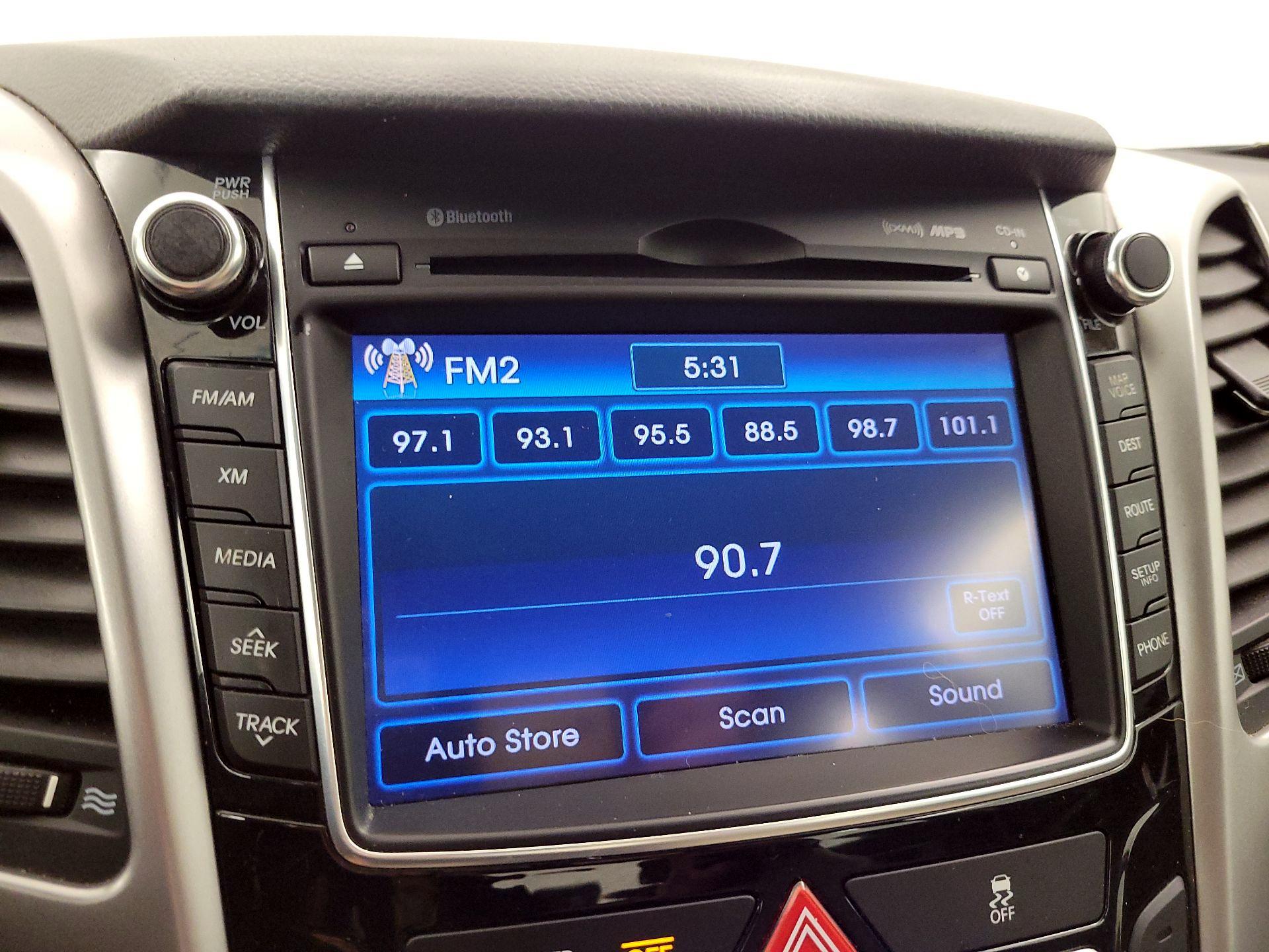 Thumbnail: 2014 Hyundai Elantra - 16