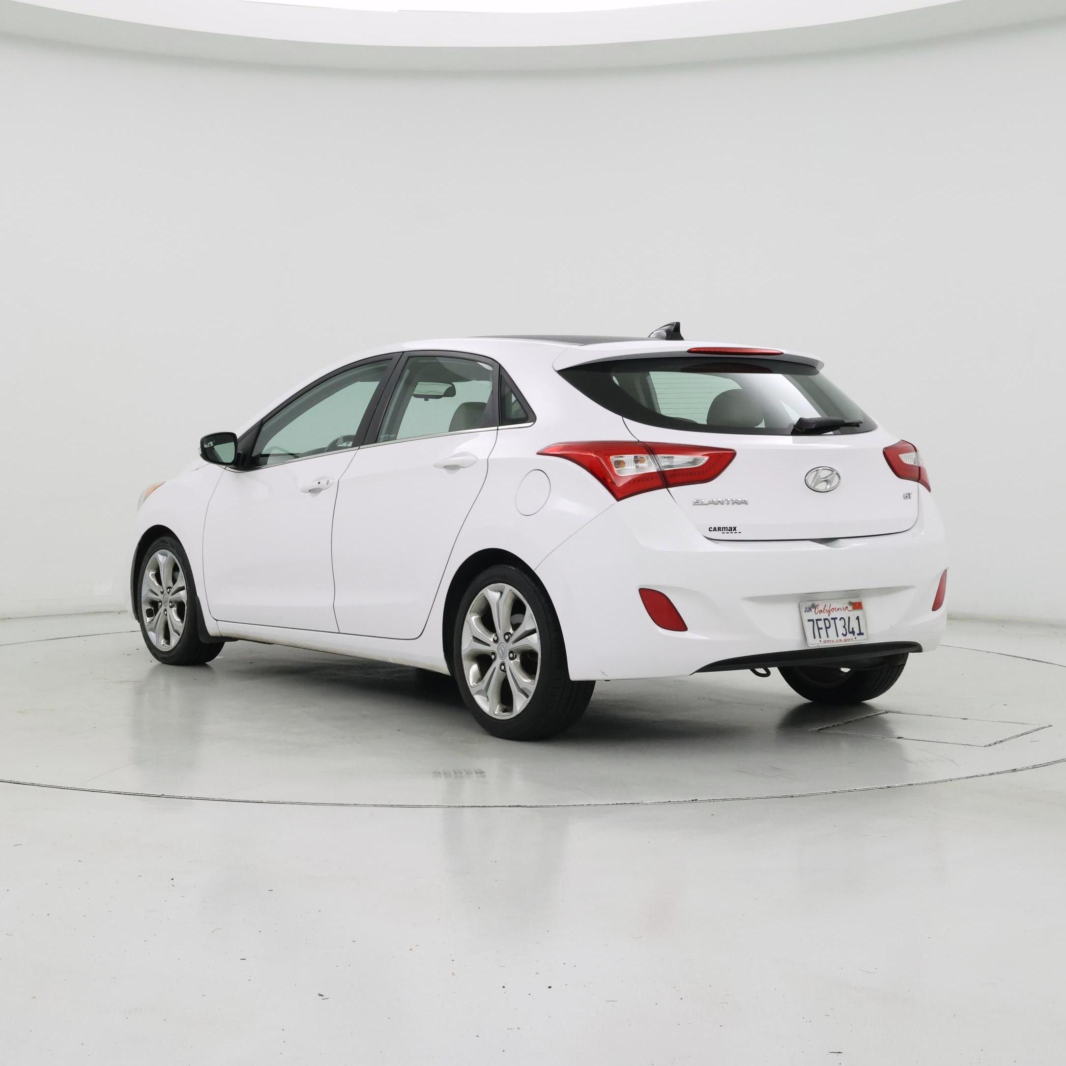 Thumbnail: 2014 Hyundai Elantra - 2