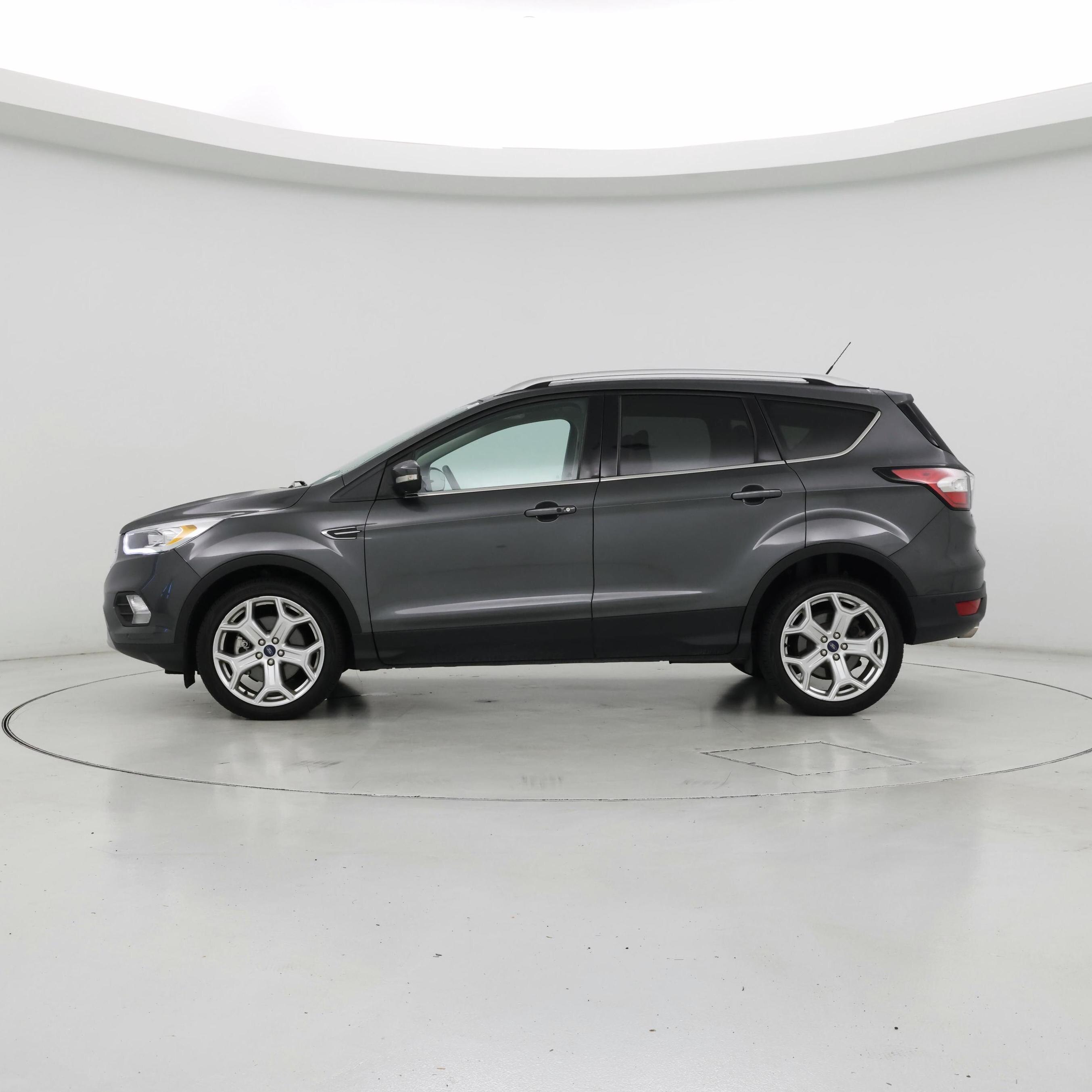 Thumbnail: 2018 Ford Escape - 3