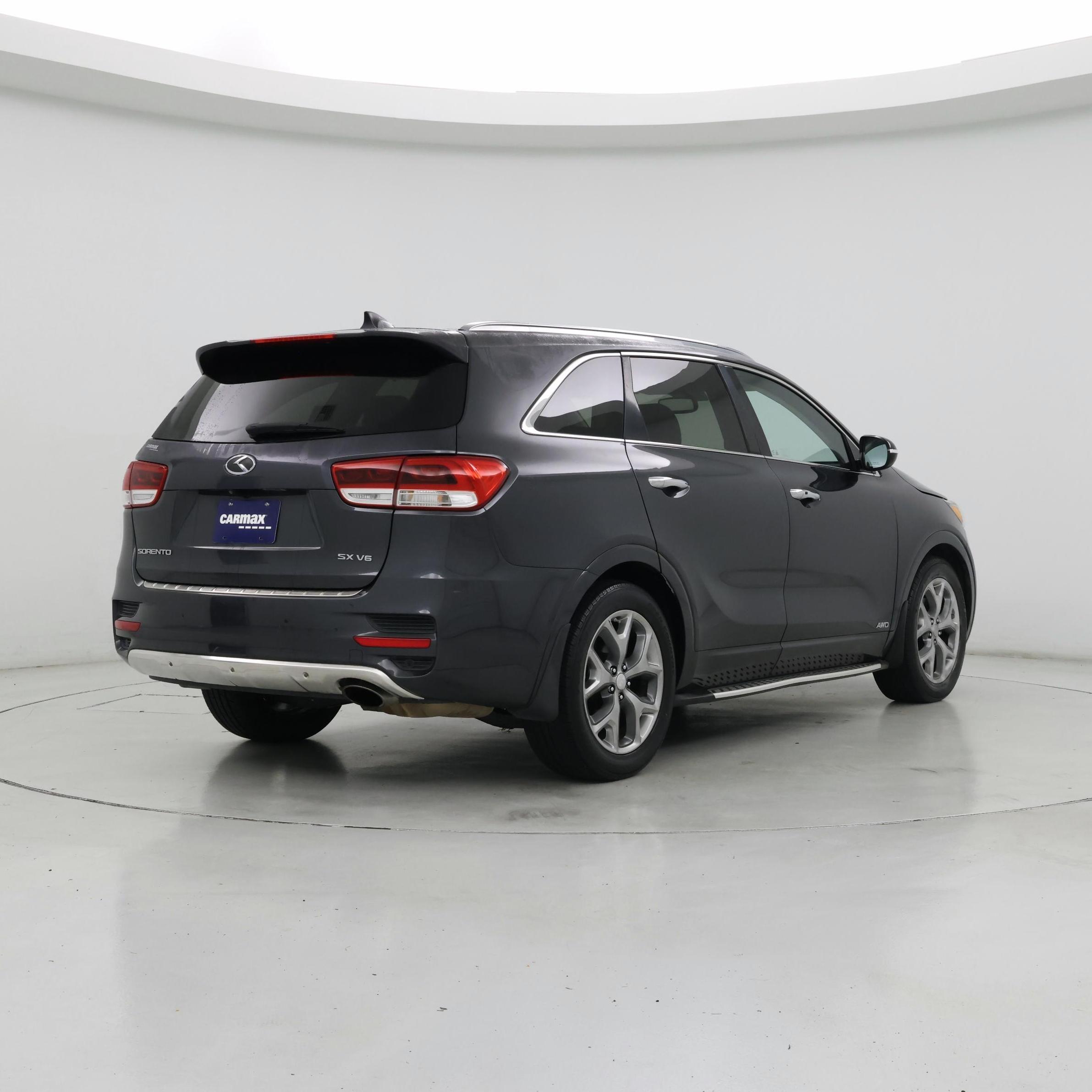 Thumbnail: 2017 Kia Sorento - 8