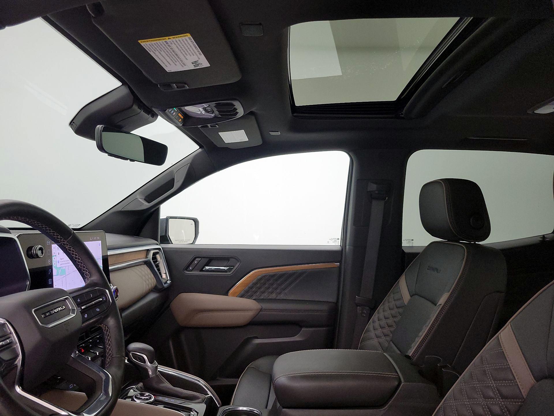 Thumbnail: 2023 GMC Canyon - 20