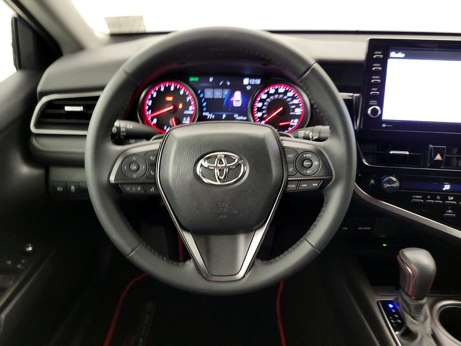 Thumbnail: 2023 Toyota Camry - 10
